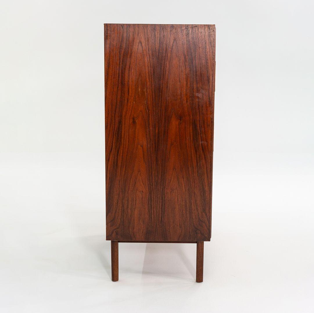 Jack Cartwright per Founders, cassettone a sei cassetti in noce del 1960 rifinito in vendita 1