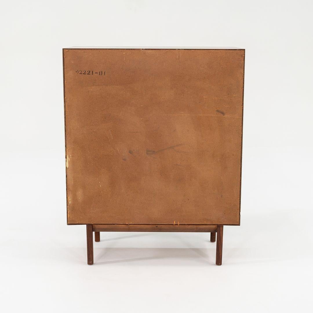 Jack Cartwright per Founders, cassettone a sei cassetti in noce del 1960 rifinito in vendita 2