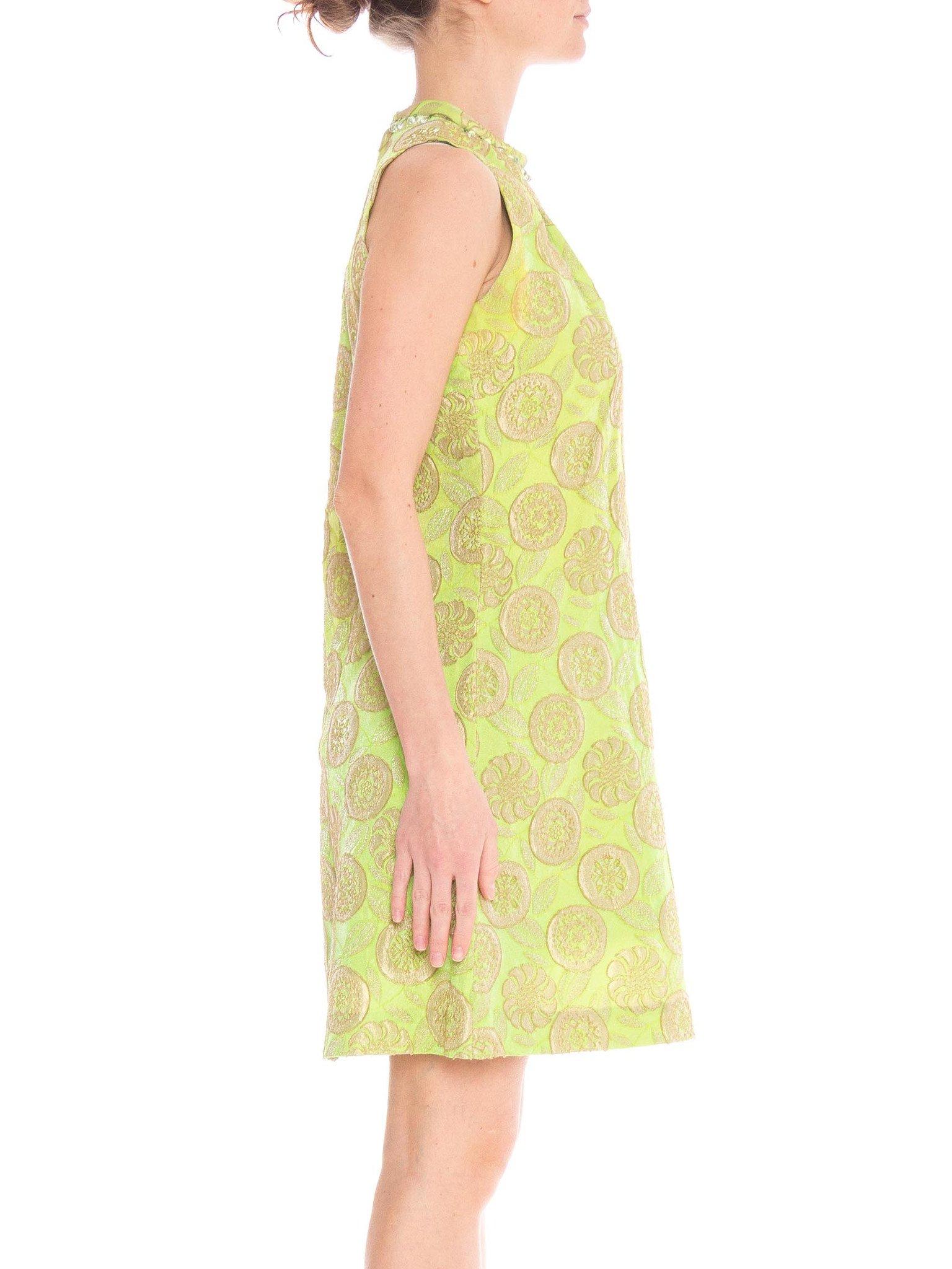 1960S Lime Green Floral Rayon Blend Jacquard Dress In Excellent Condition In New York, NY