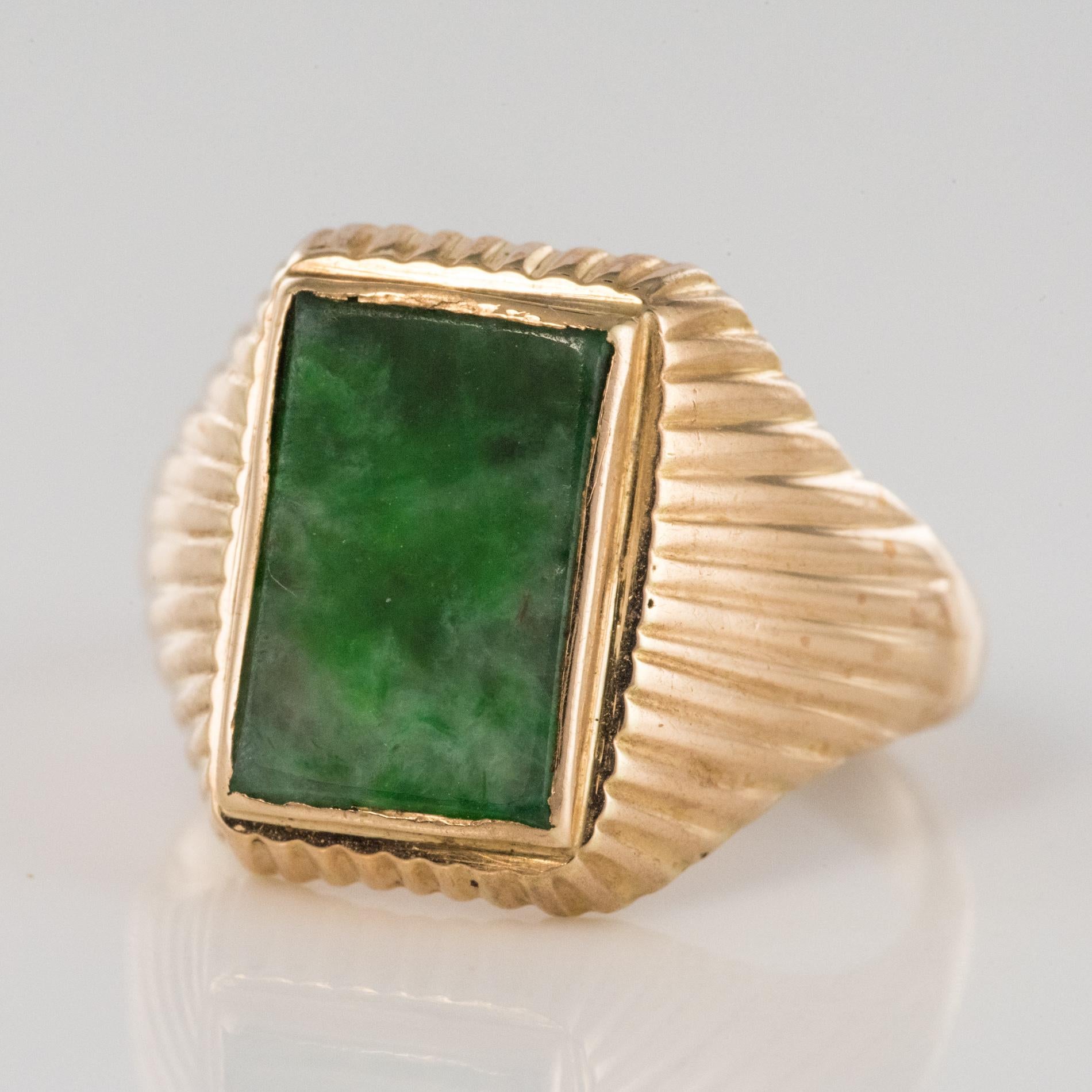 Retro 1960s Jade 18 Karat Rose Gold Unisex Signet Ring