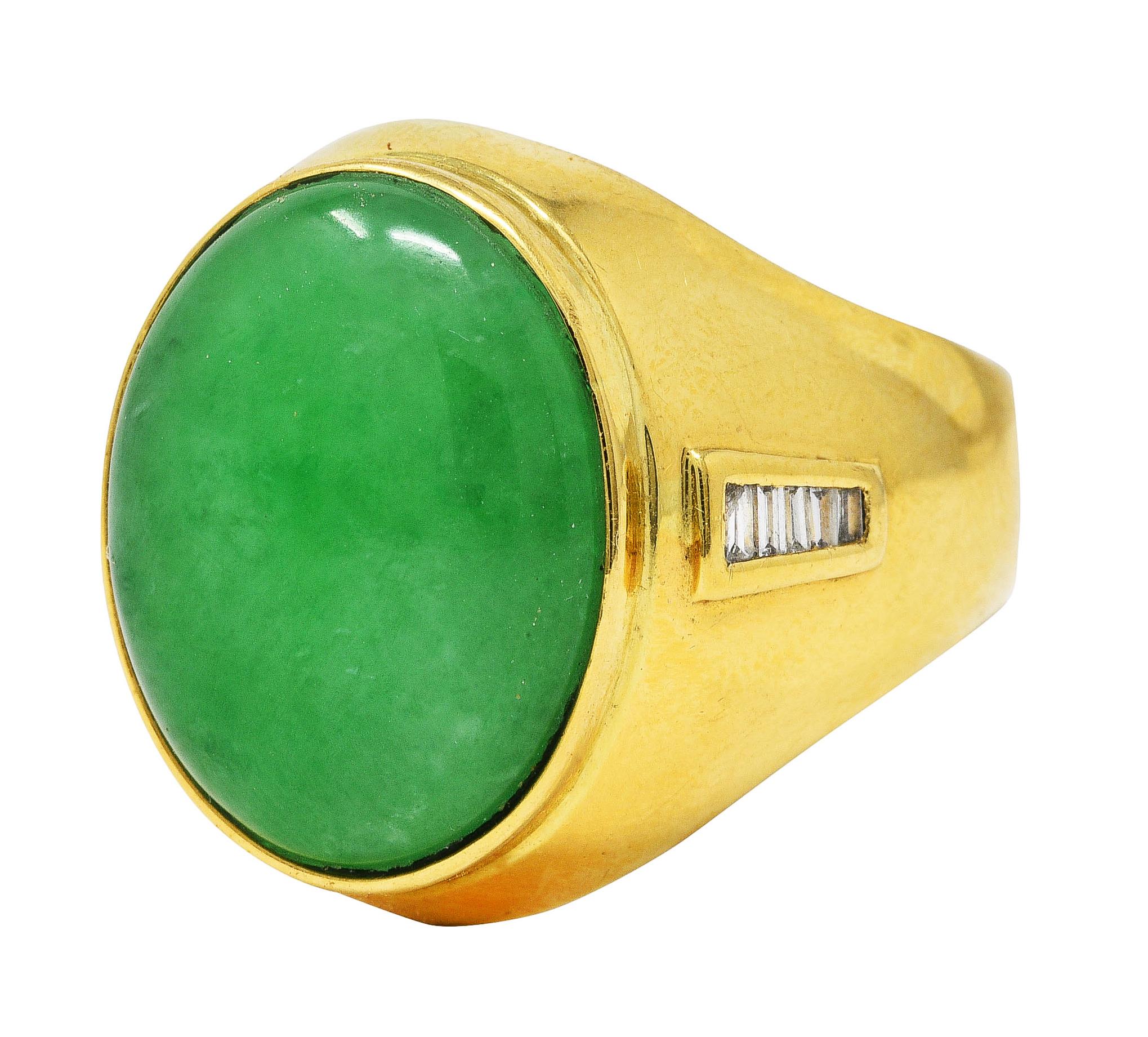 1960's Jade Diamond 18 Karat Yellow Gold Unisex Vintage Signet Ring 1