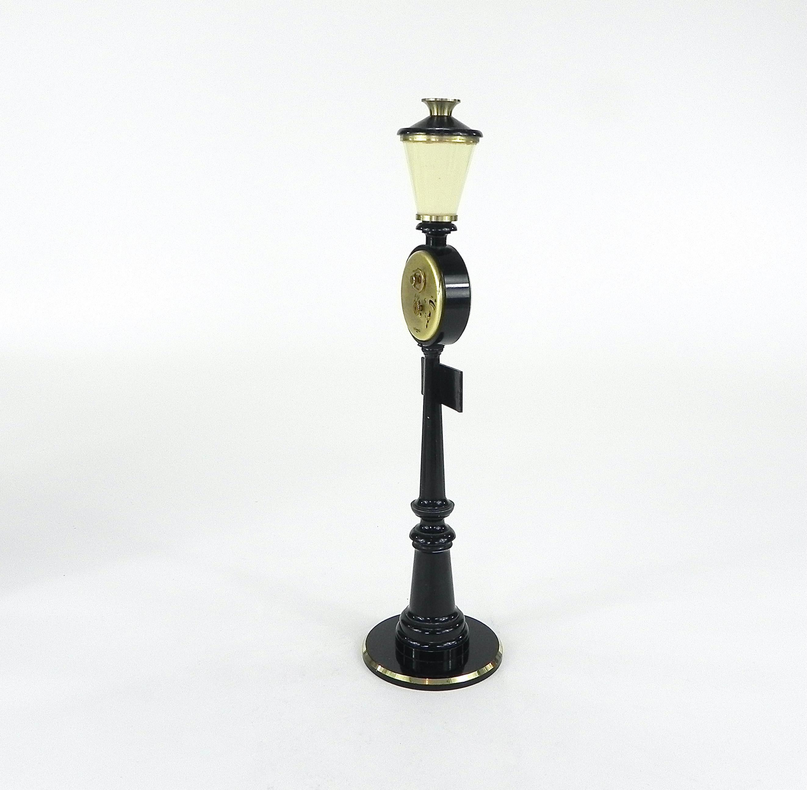 Milieu du XXe siècle Horloge de bureau à lanternes Jaeger Lecoultre Rue De La Paix 8 jours des années 1960 en vente