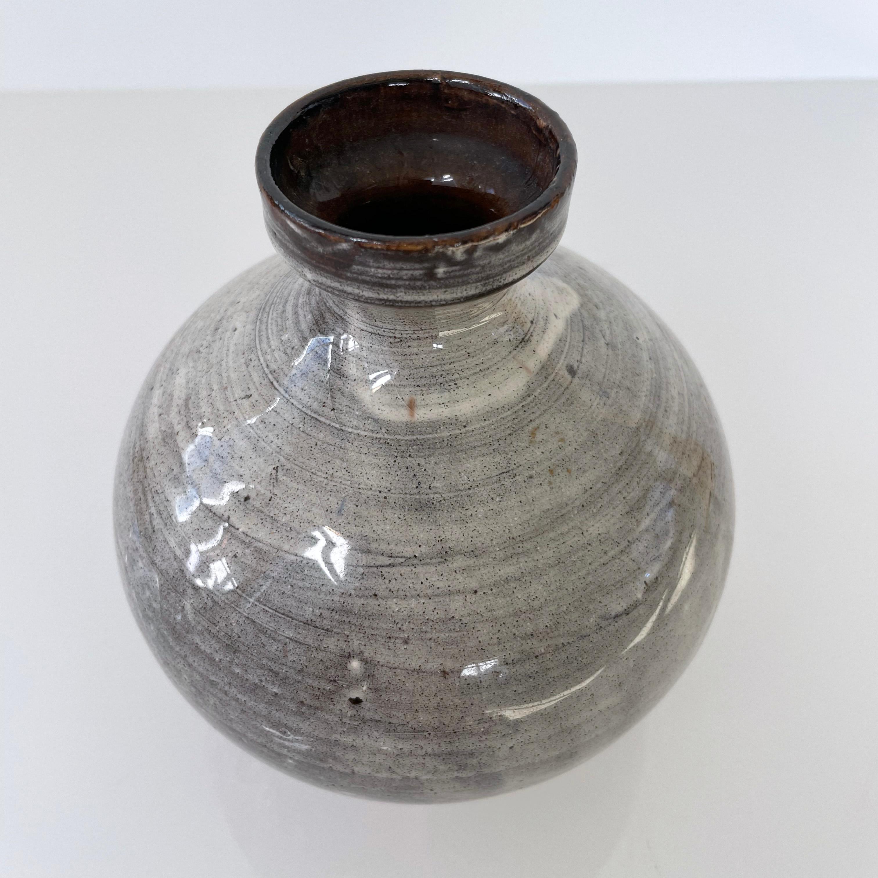 1960's Jakob Gelzer hand made ceramic vase For Sale 2