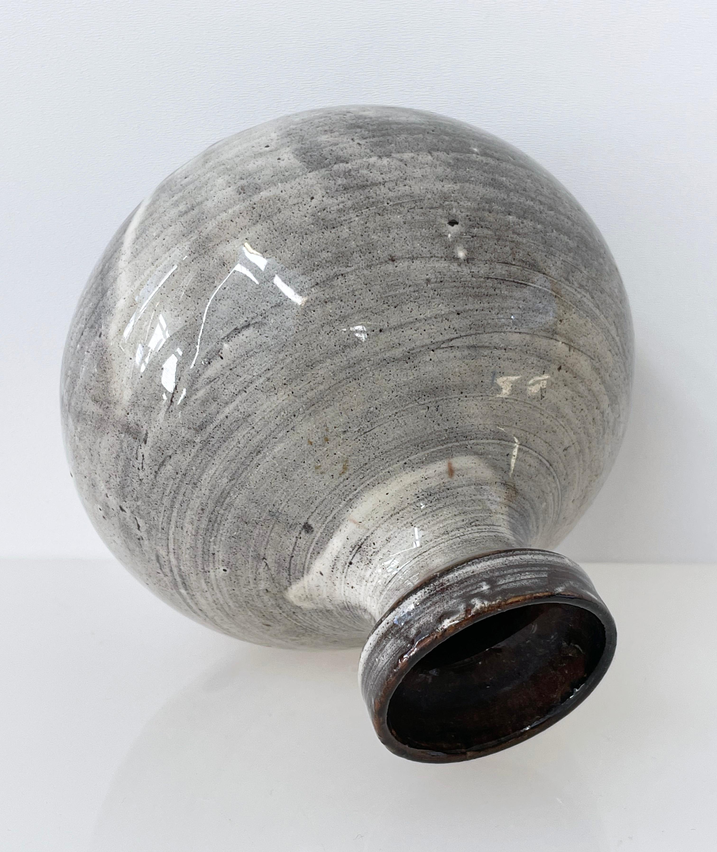 Vaso in ceramica Jakob Gelzer del 1960 fatto a mano in vendita 3