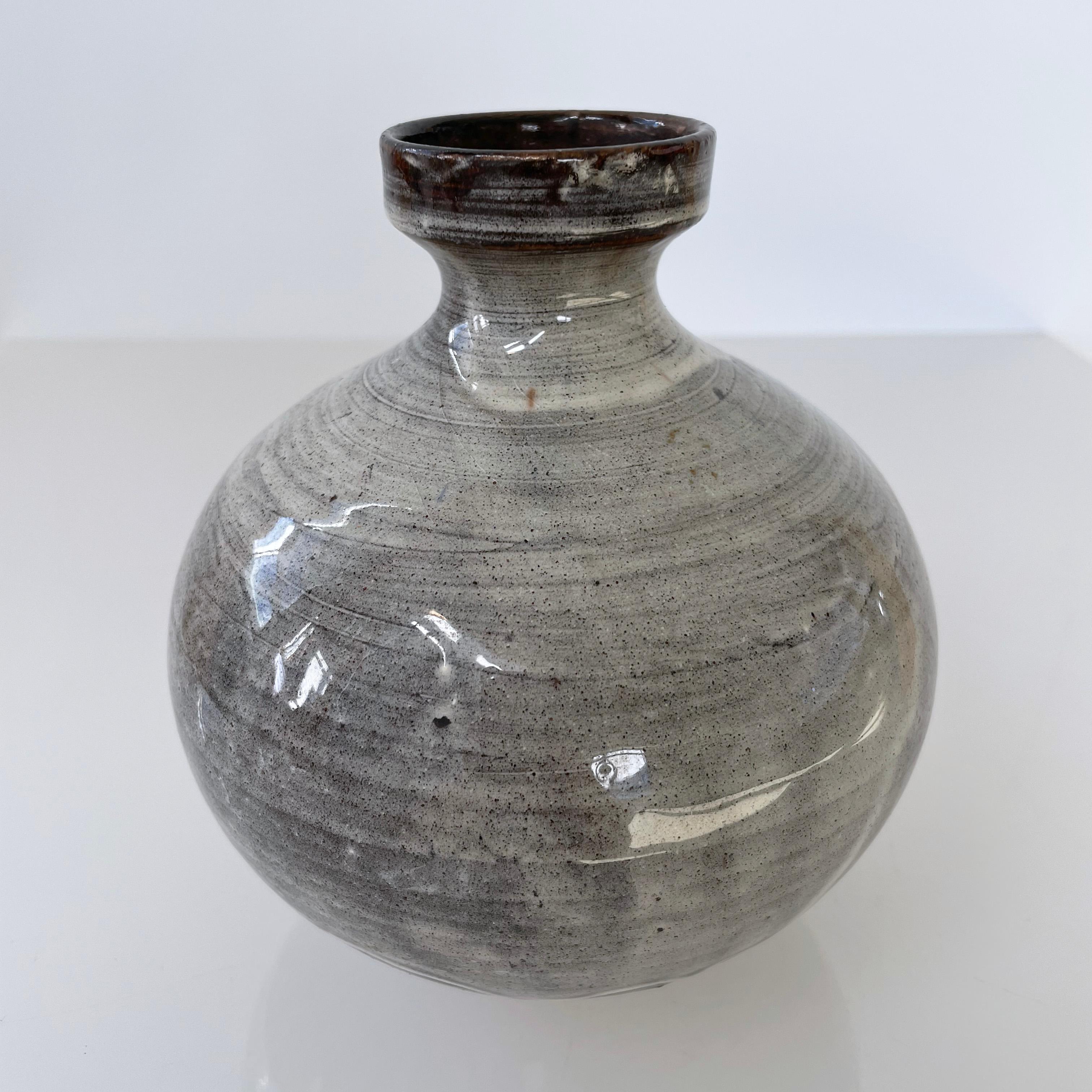 1960's Jakob Gelzer hand made ceramic vase In Excellent Condition For Sale In Bern, CH