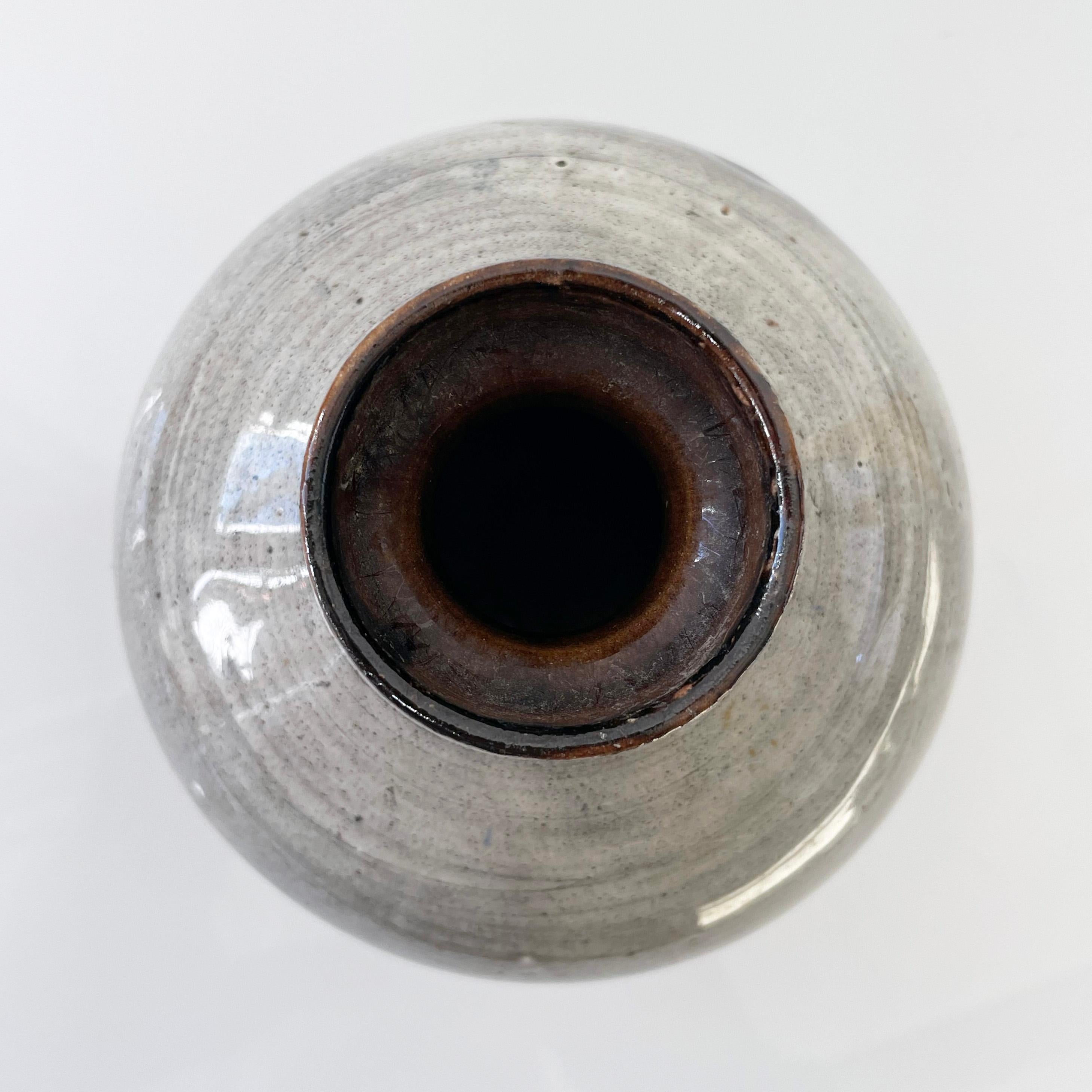 1960's Jakob Gelzer hand made ceramic vase For Sale 1