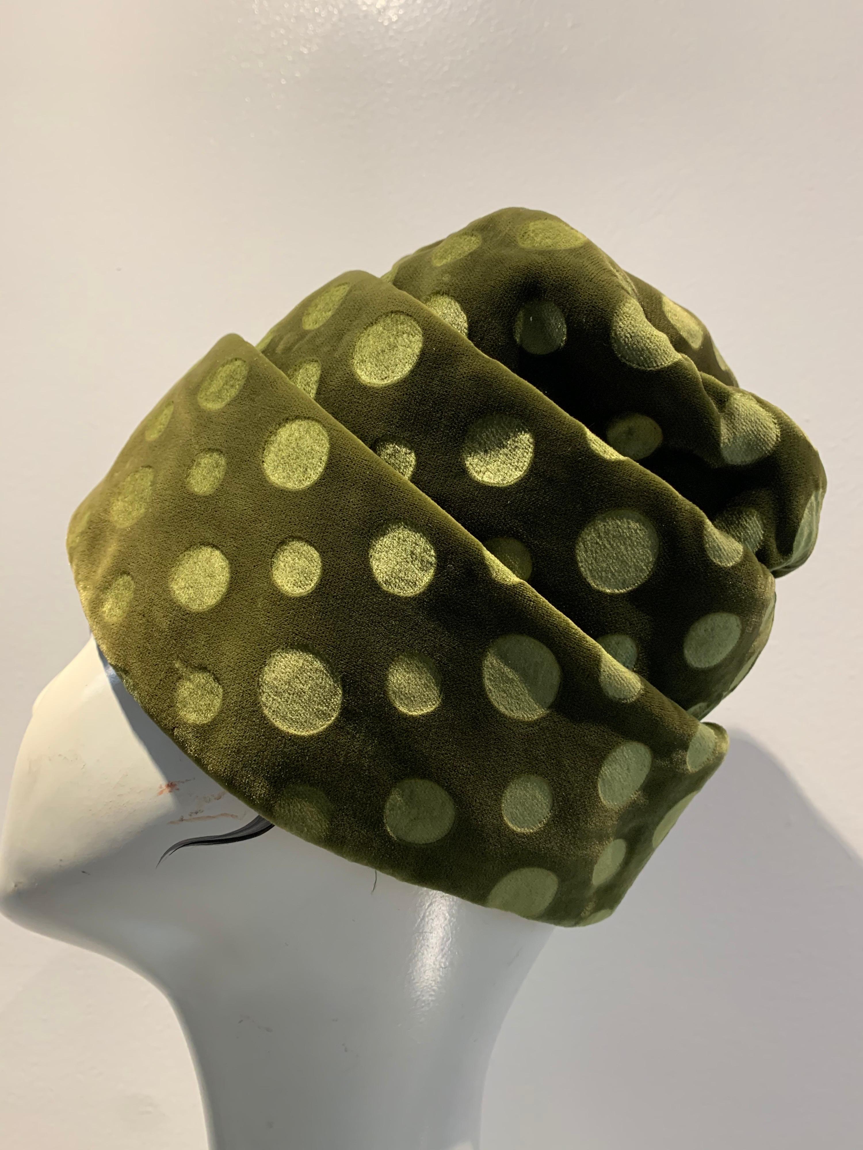 1960s Jan Leslie olive green polka dot velvet pleated turban-style toque hat. Size Small-Medium 