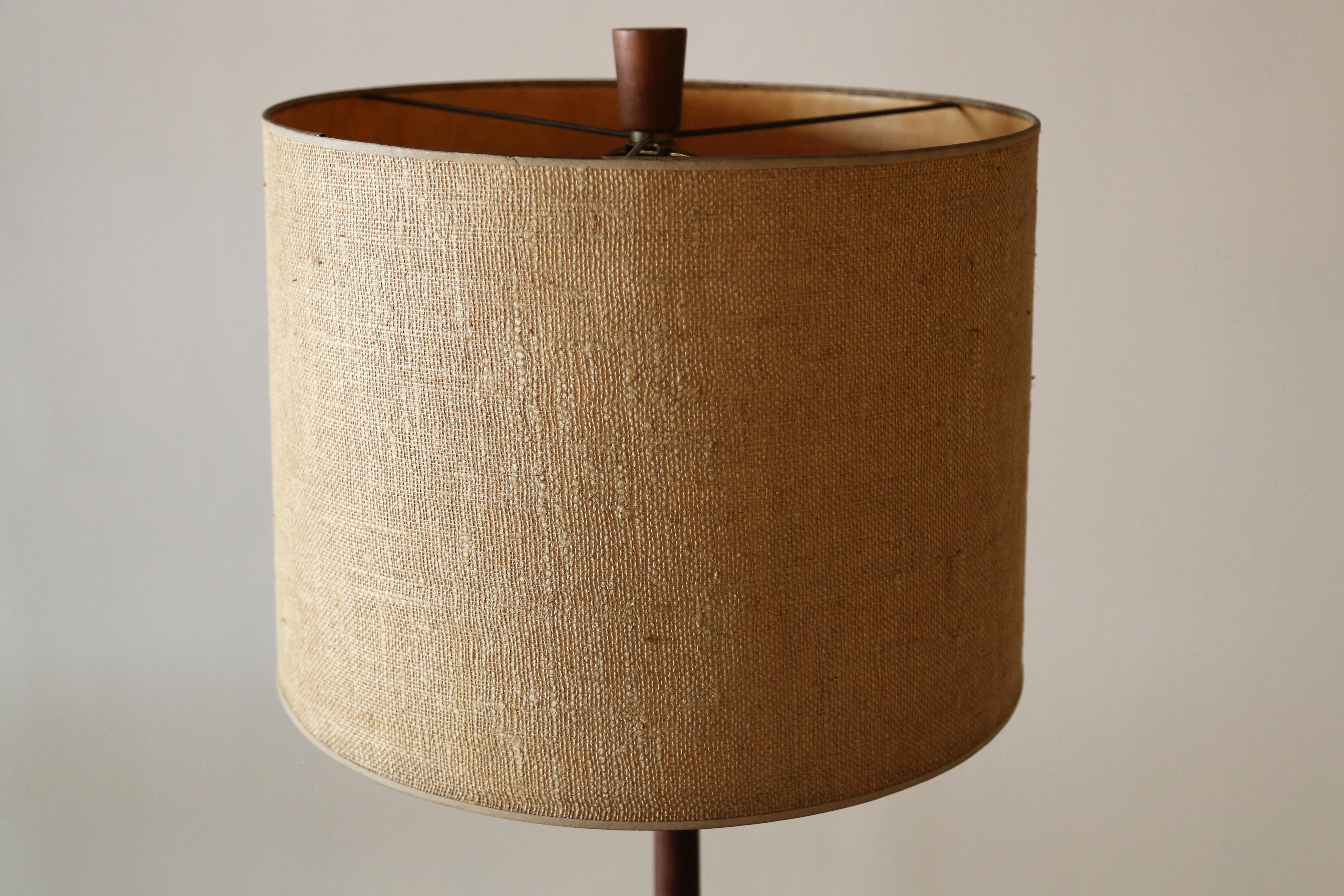 1960s Jane and Gordon Martz Floor Lamp Ceramic Base and Table Rare Modern In Fair Condition In Virginia Beach, VA