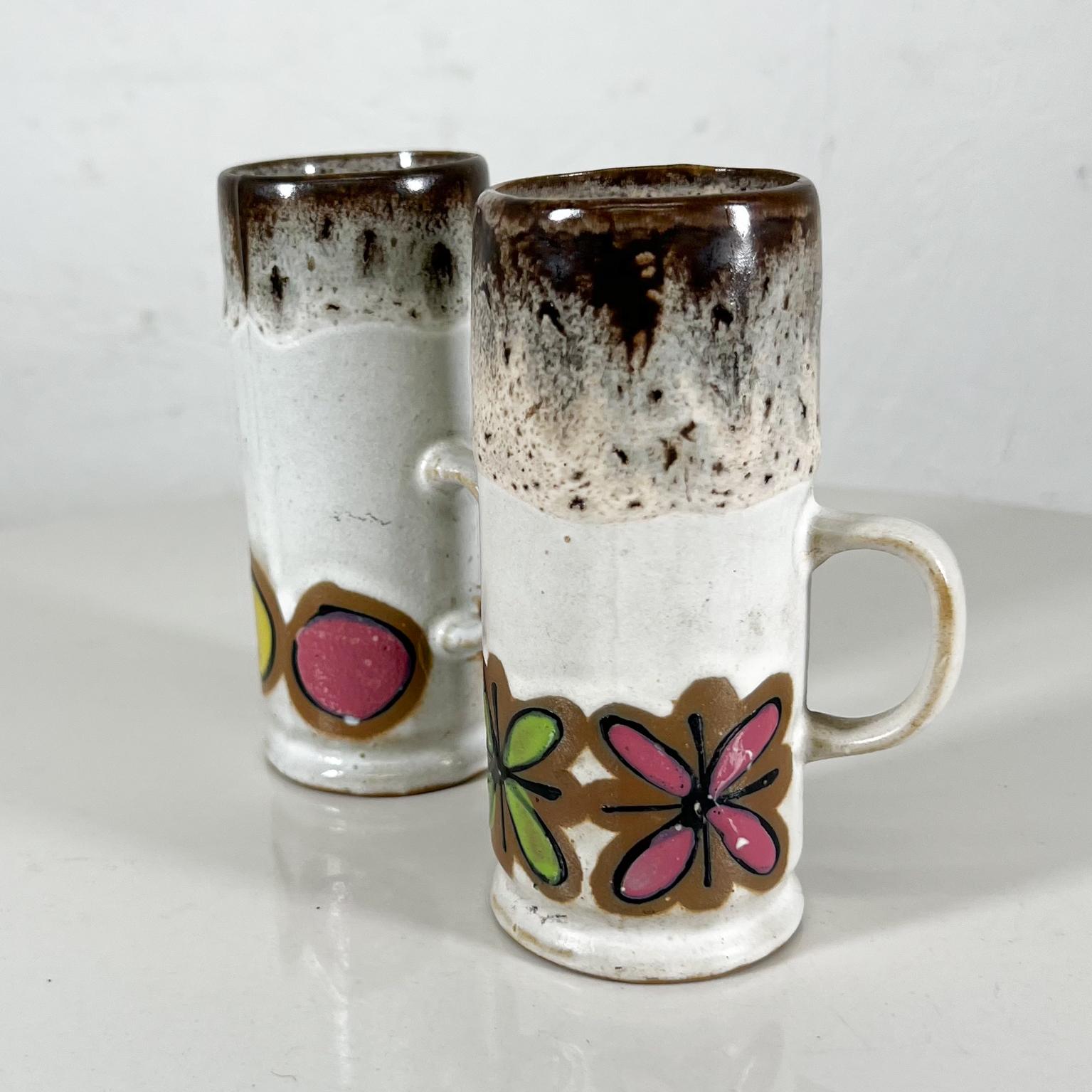 1960s Japan MCM Set of Two Colorful Mugs Hand Painted Stoneware Lava Glaze 3