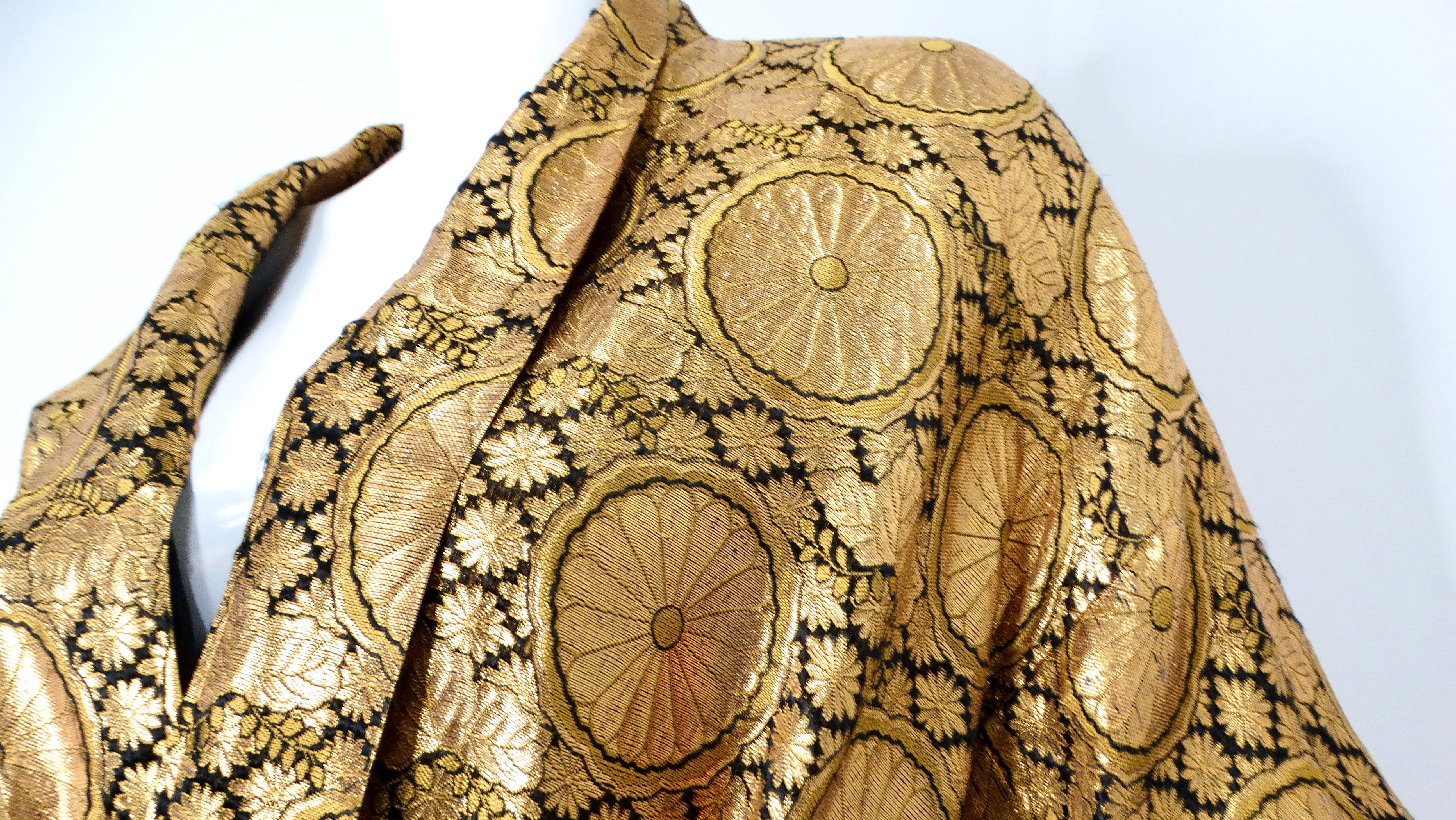 1960s Japanese Black & Gold Metallic Floral Print Smoking Jacket In Good Condition In Scottsdale, AZ
