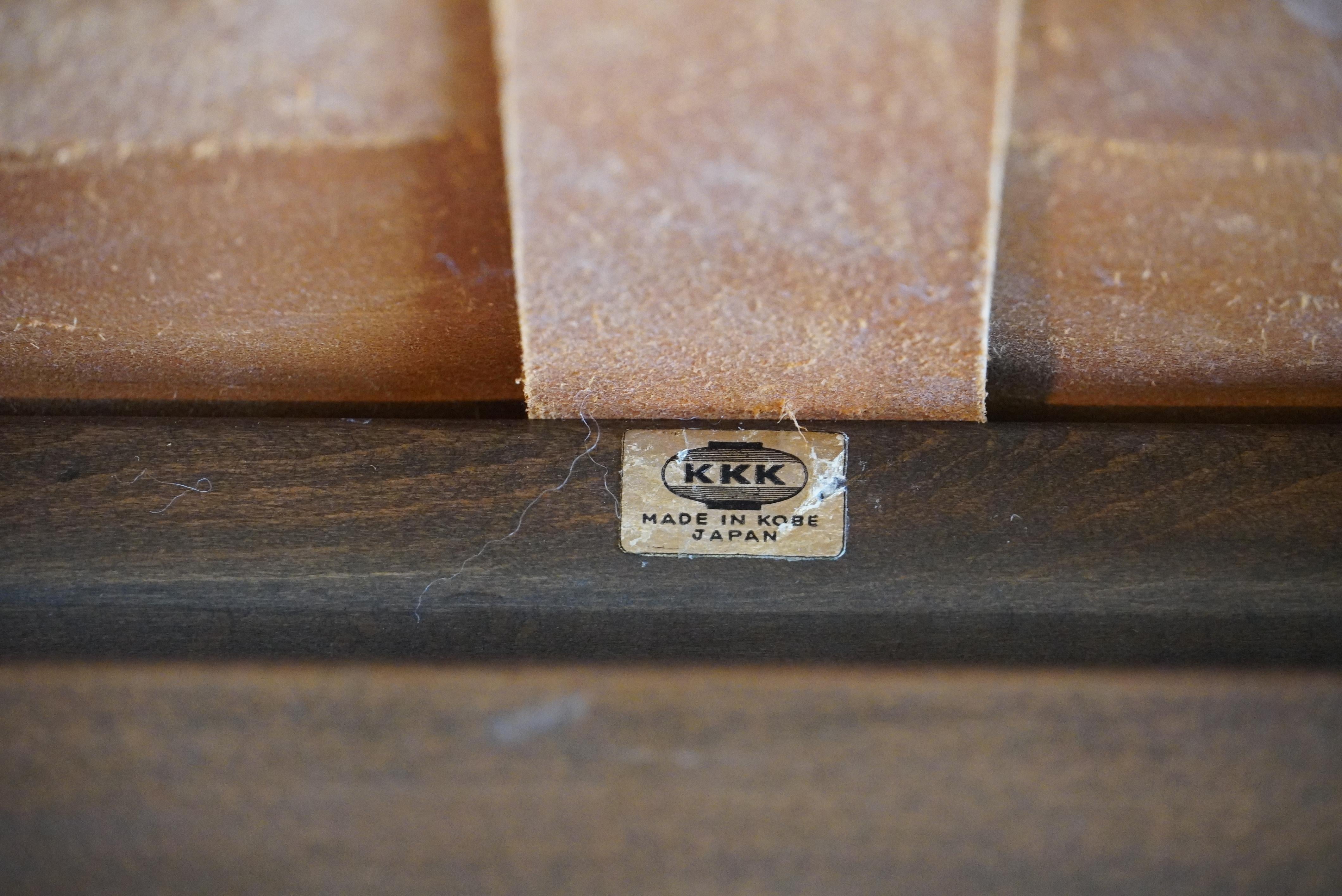 Sedia da salotto giapponese Foldes degli anni '60 in pelle e Wood in vendita 5