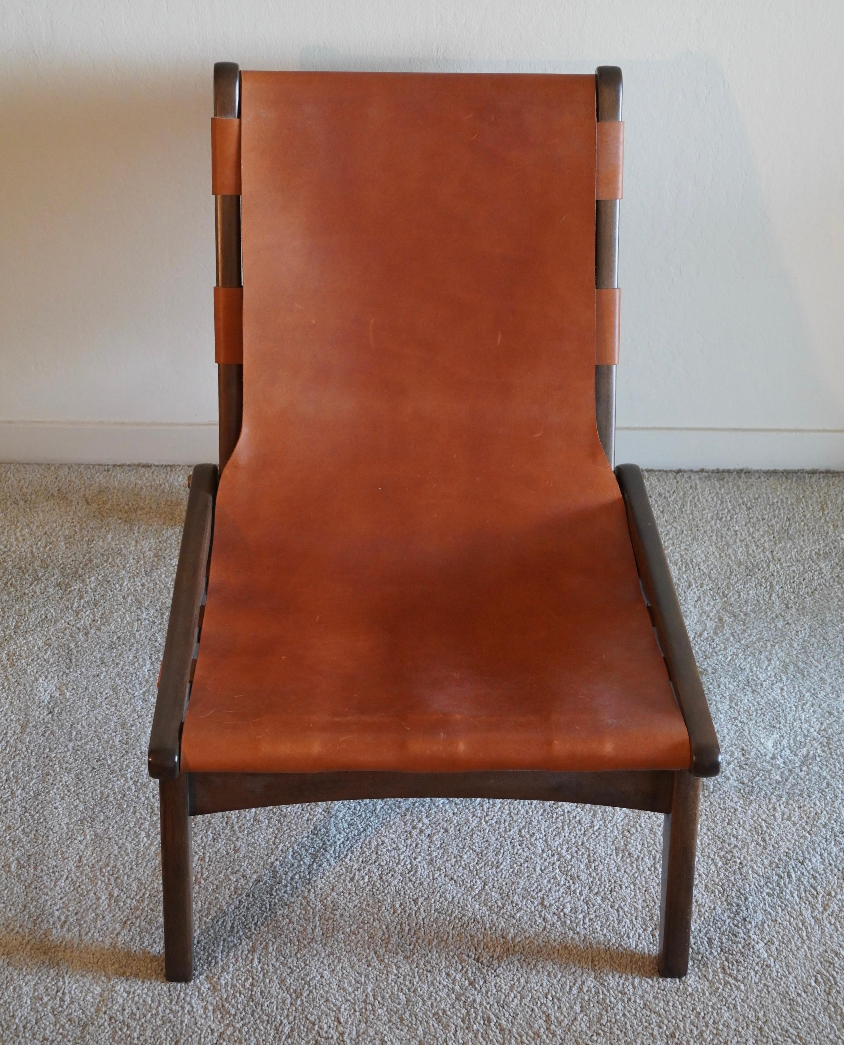 Sedia da salotto giapponese Foldes degli anni '60 in pelle e Wood In condizioni buone in vendita a Oakland, CA