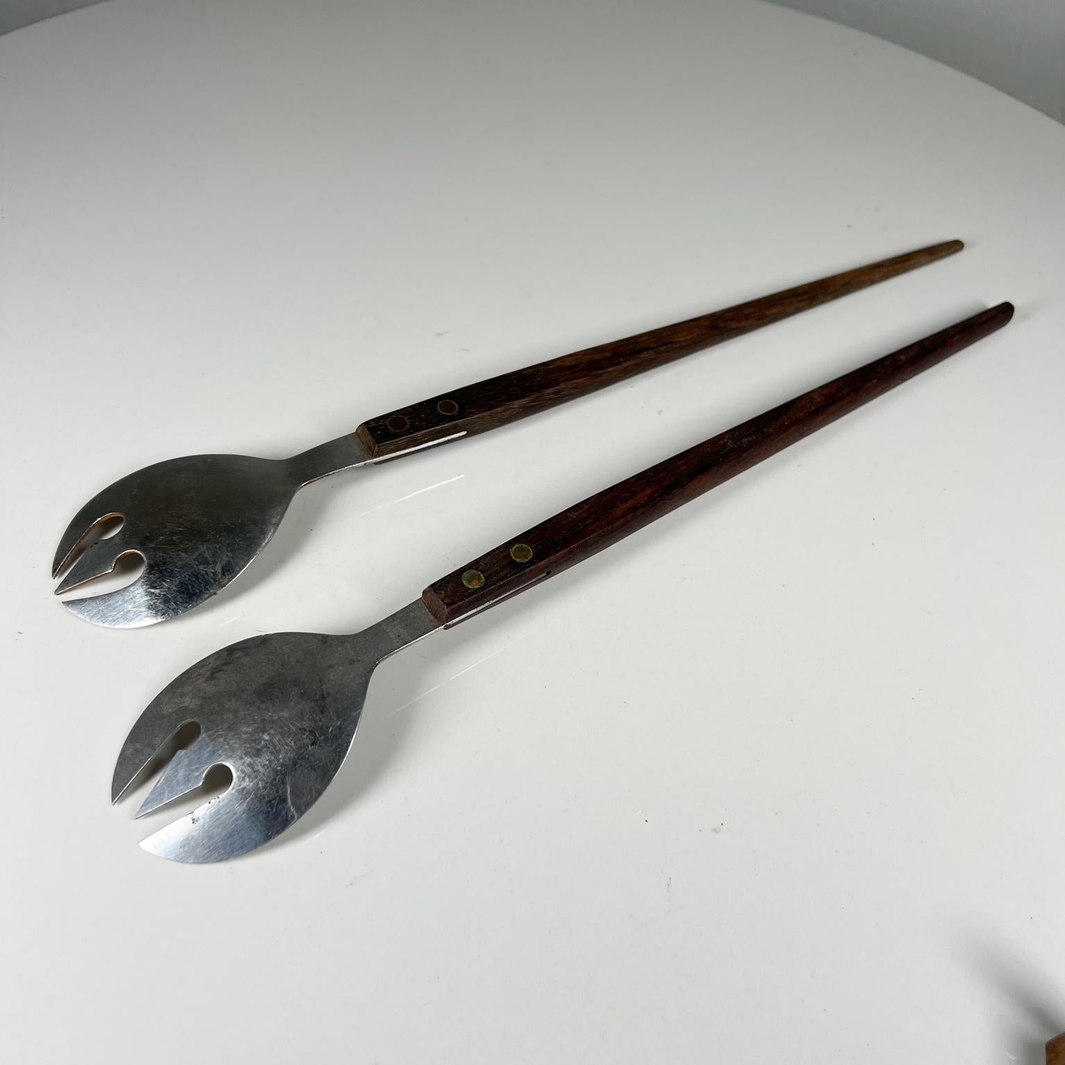 1960s Japanese Mid-Century Modern Stainless Salad Serving Set Utensils In Good Condition In Chula Vista, CA