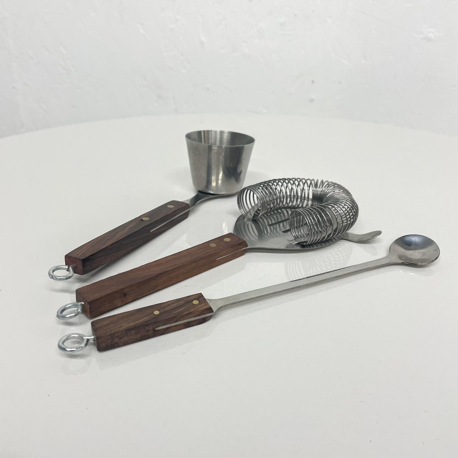 1960s Japanese Fancy Modern Cocktail Bar Tool Set Stainless Steel & Rosewood In Good Condition For Sale In Chula Vista, CA