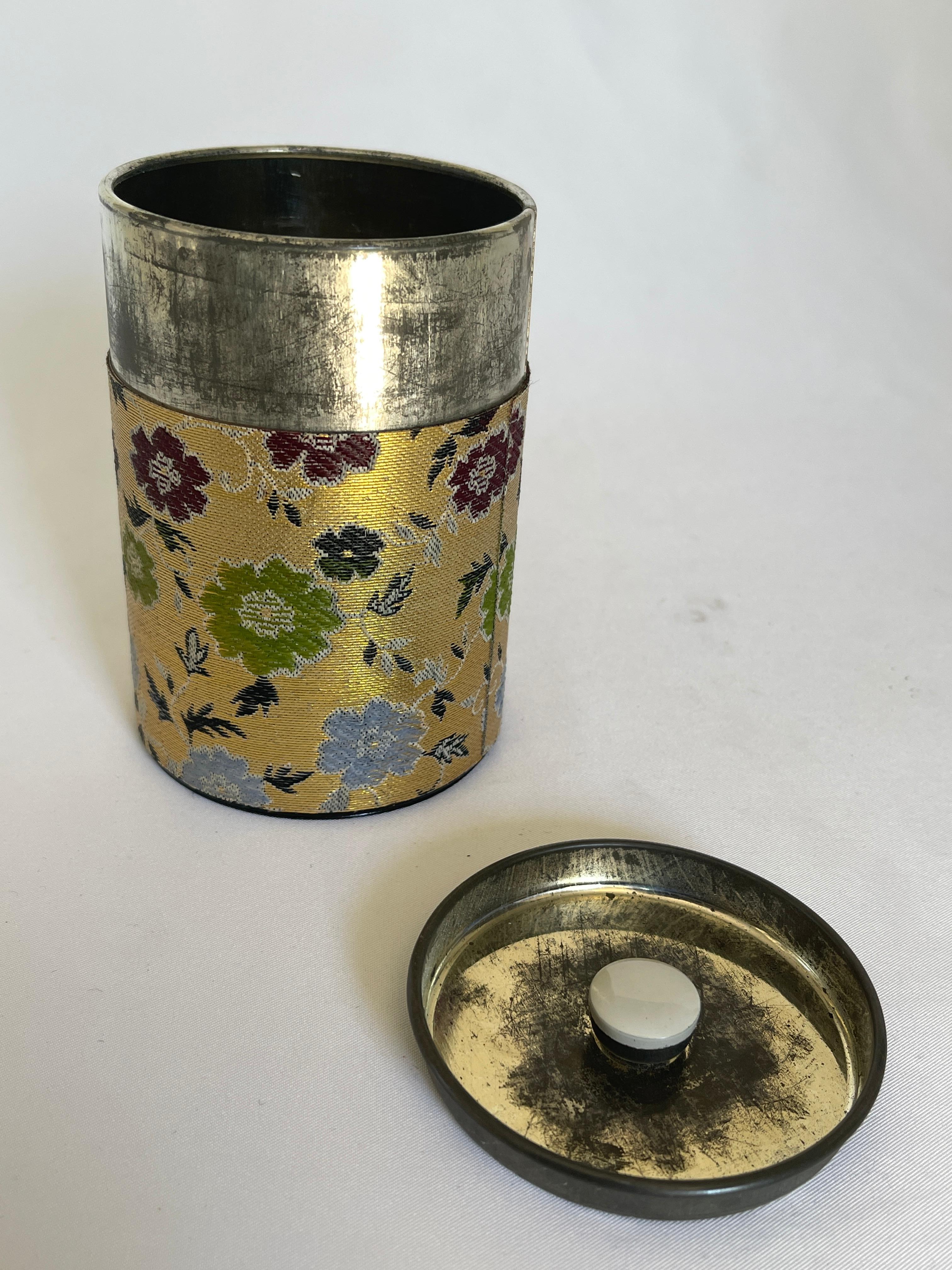 1960's Japanese Tea Caddy Tin Canister For Sale 5