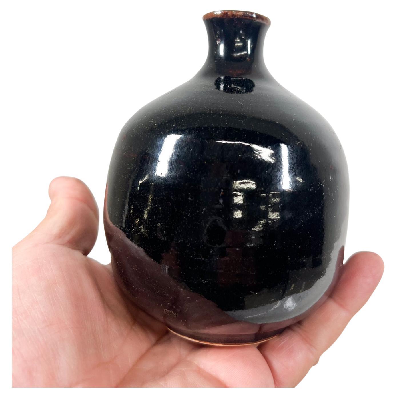 1960s Japanese Weed Pot Vase Dark Brown Glaze In Good Condition For Sale In Chula Vista, CA