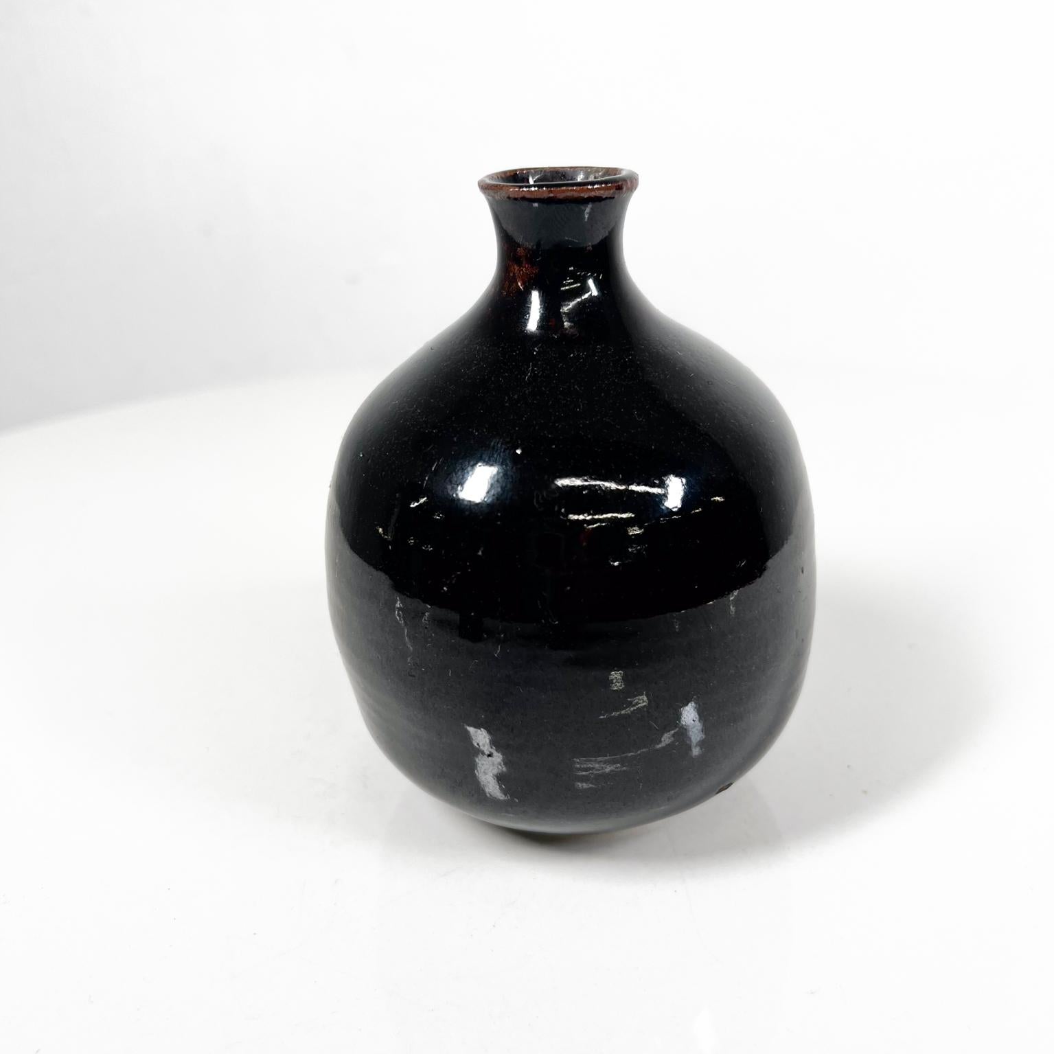 Mid-Century Modern 1960s Japanese Weed Pot Vase Dark Brown Glaze For Sale