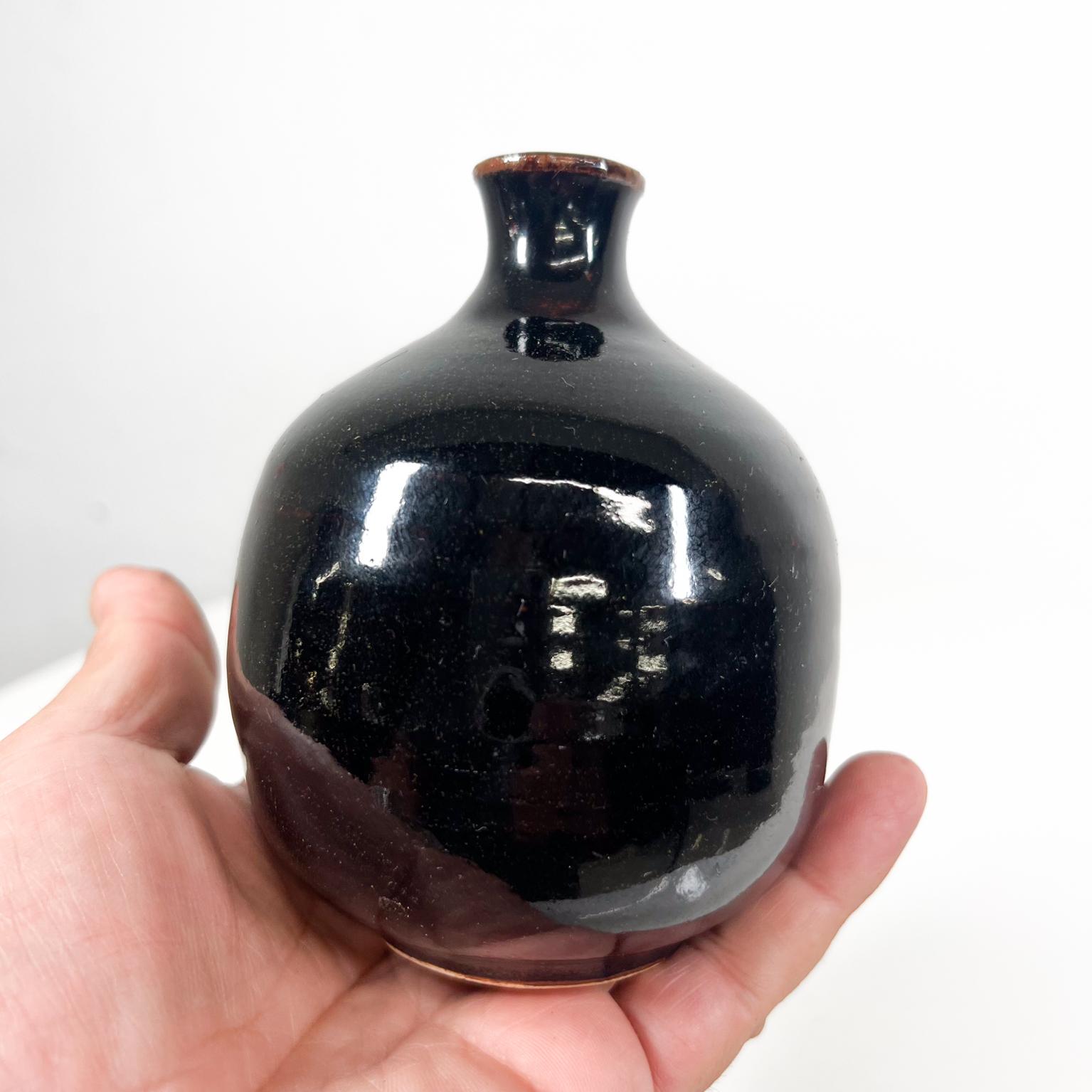 1960s Japanese Weed Pot Vase Dark Brown Glaze For Sale 5