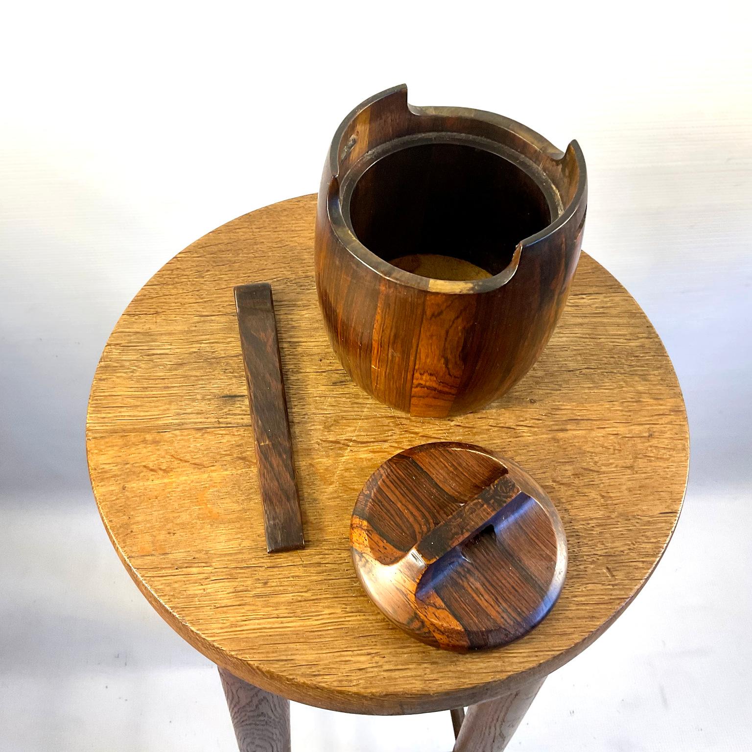 Brésilien Jarre à tabac Jean Gillon pour Italma Wood Art Brésil, années 1960 en vente