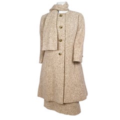 Costume en tweed beige Jean Louis des années 1960