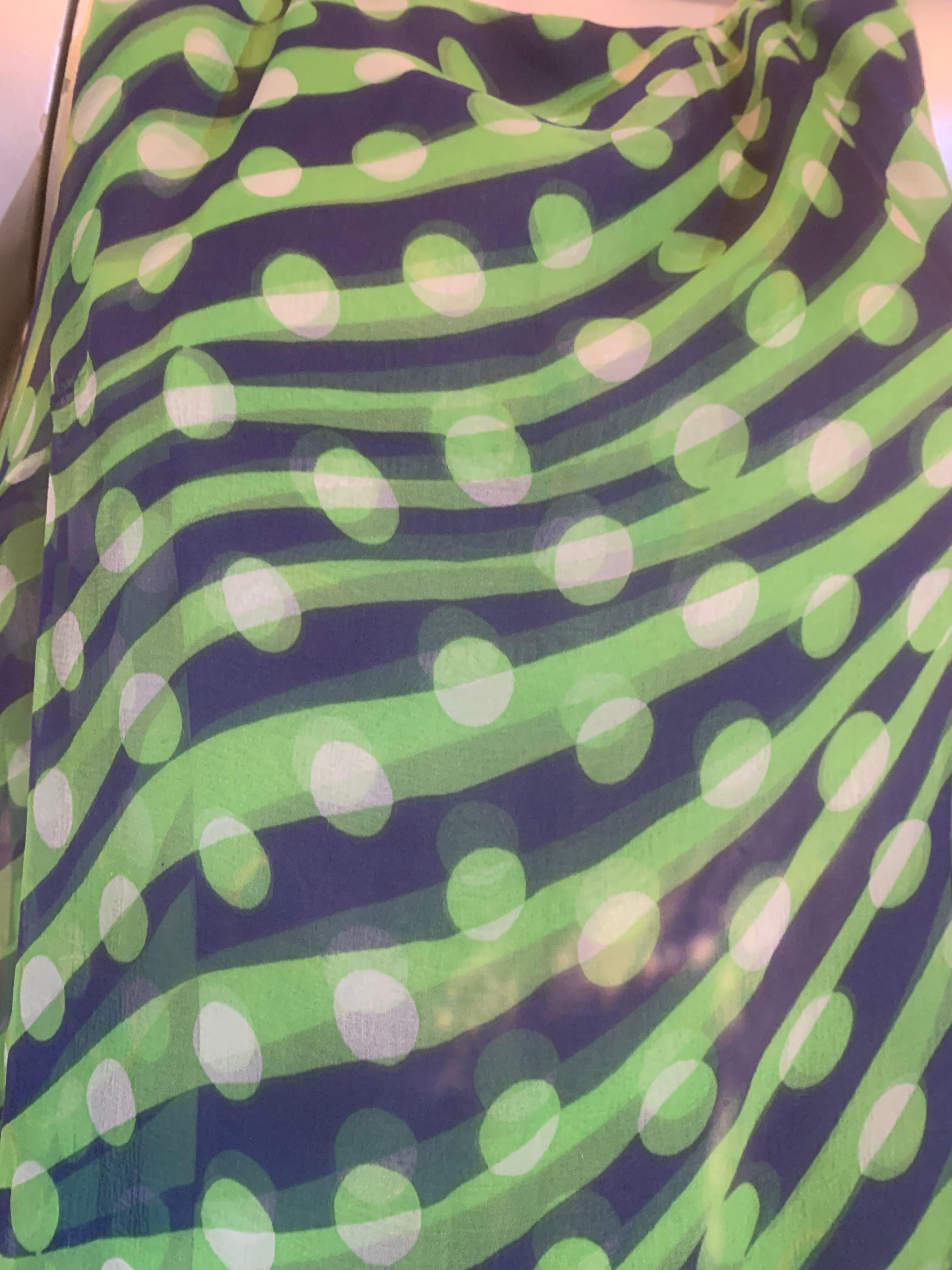 Abito da cocktail in chiffon Op-Art di Jean Louis I. Magnin degli anni '60 in blu e chartreuse in vendita 4