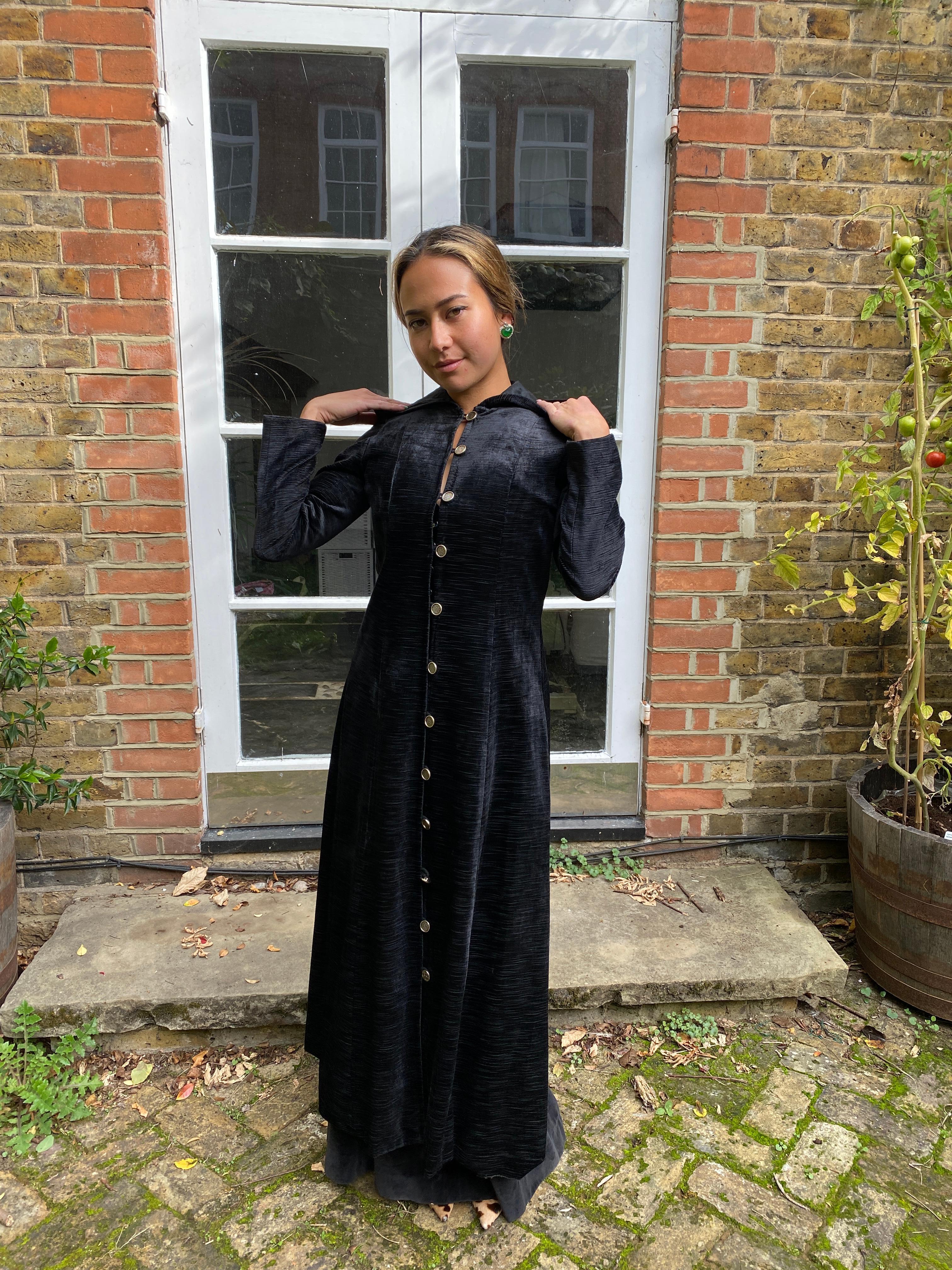 1960s Jeff Banks Clobber Black Velvet Hooded Coat In Excellent Condition In London, GB