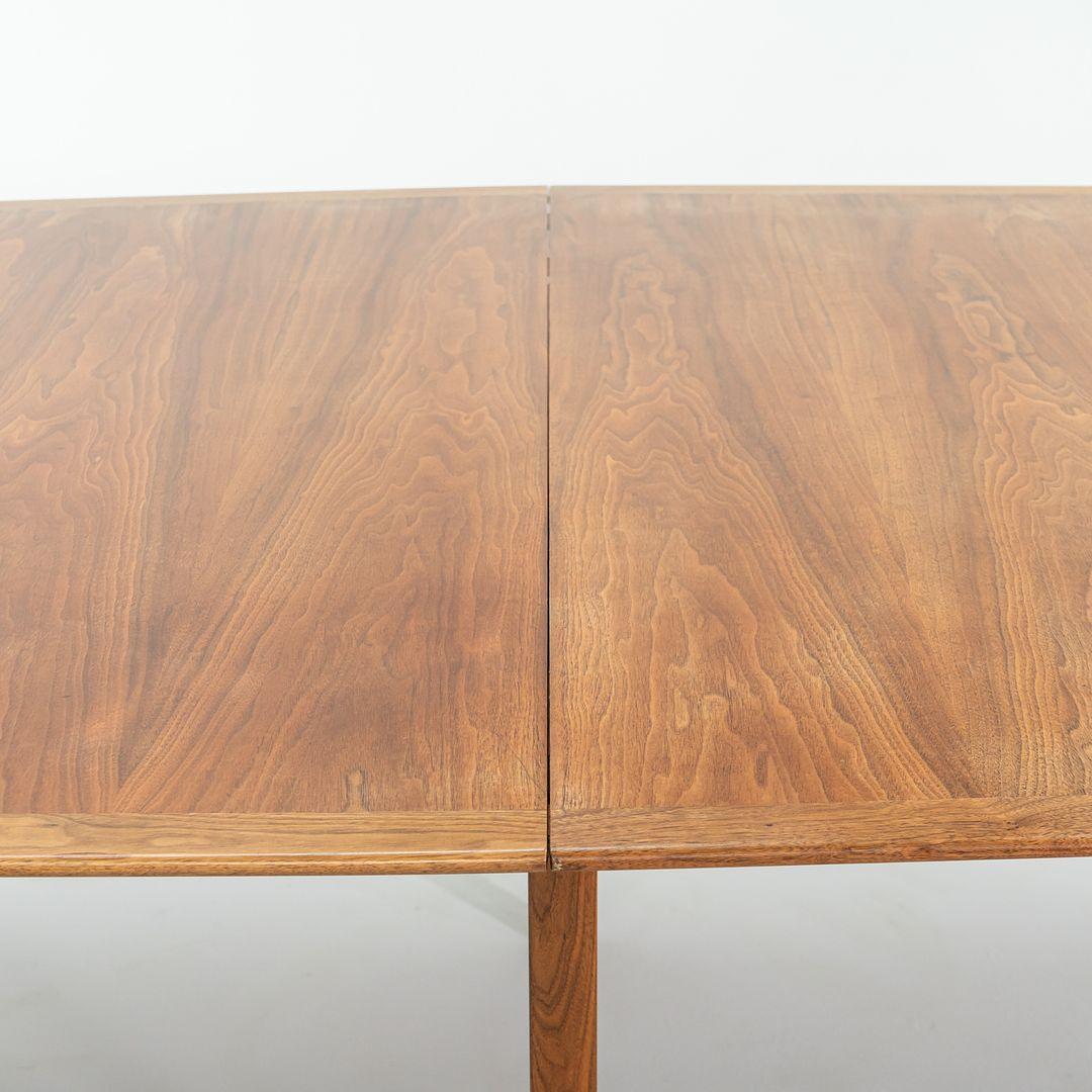 1960s Jens Risom Design/One. Table de salle à manger ou de conférence en noyer 5 ft x 15 ft en vente 3