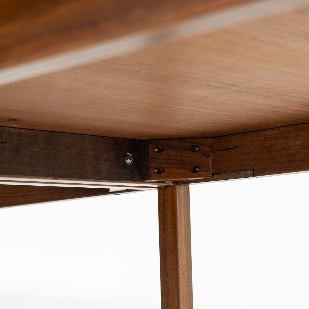 1960s Jens Risom Design/One. Table de salle à manger ou de conférence en noyer 5 ft x 15 ft en vente 4