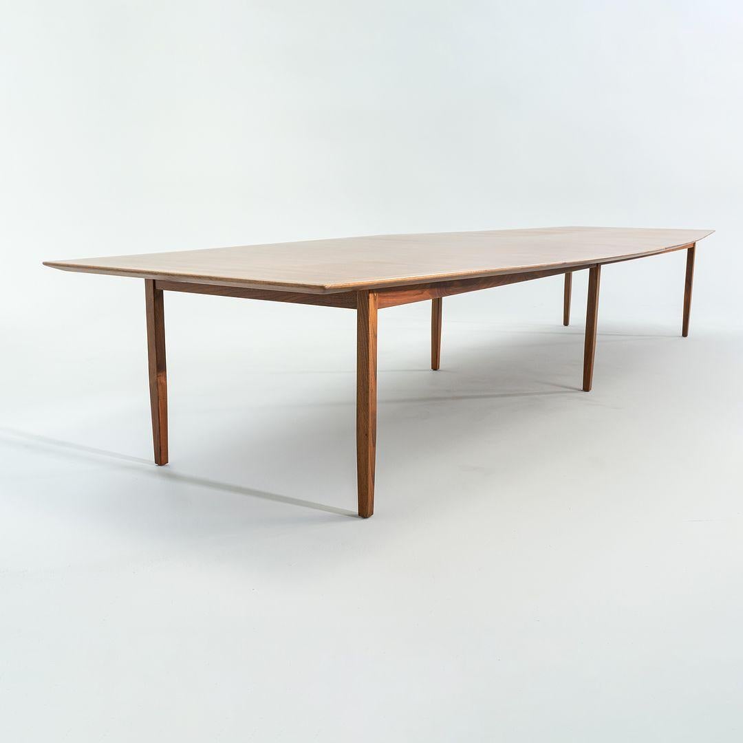 Acier 1960s Jens Risom Design/One. Table de salle à manger ou de conférence en noyer 5 ft x 15 ft en vente