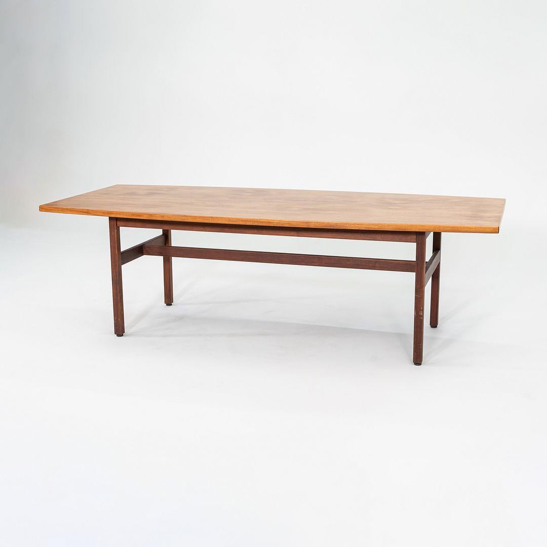 Table de salle à manger ou de conférence Jens Risom Design Inc. des années 1960, modèle T 180 Bon état - En vente à Philadelphia, PA