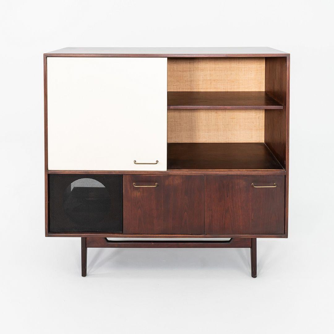 American 1960s Jens Risom Design Stereo Entertainment Cabinet Unit in Walnut For Sale