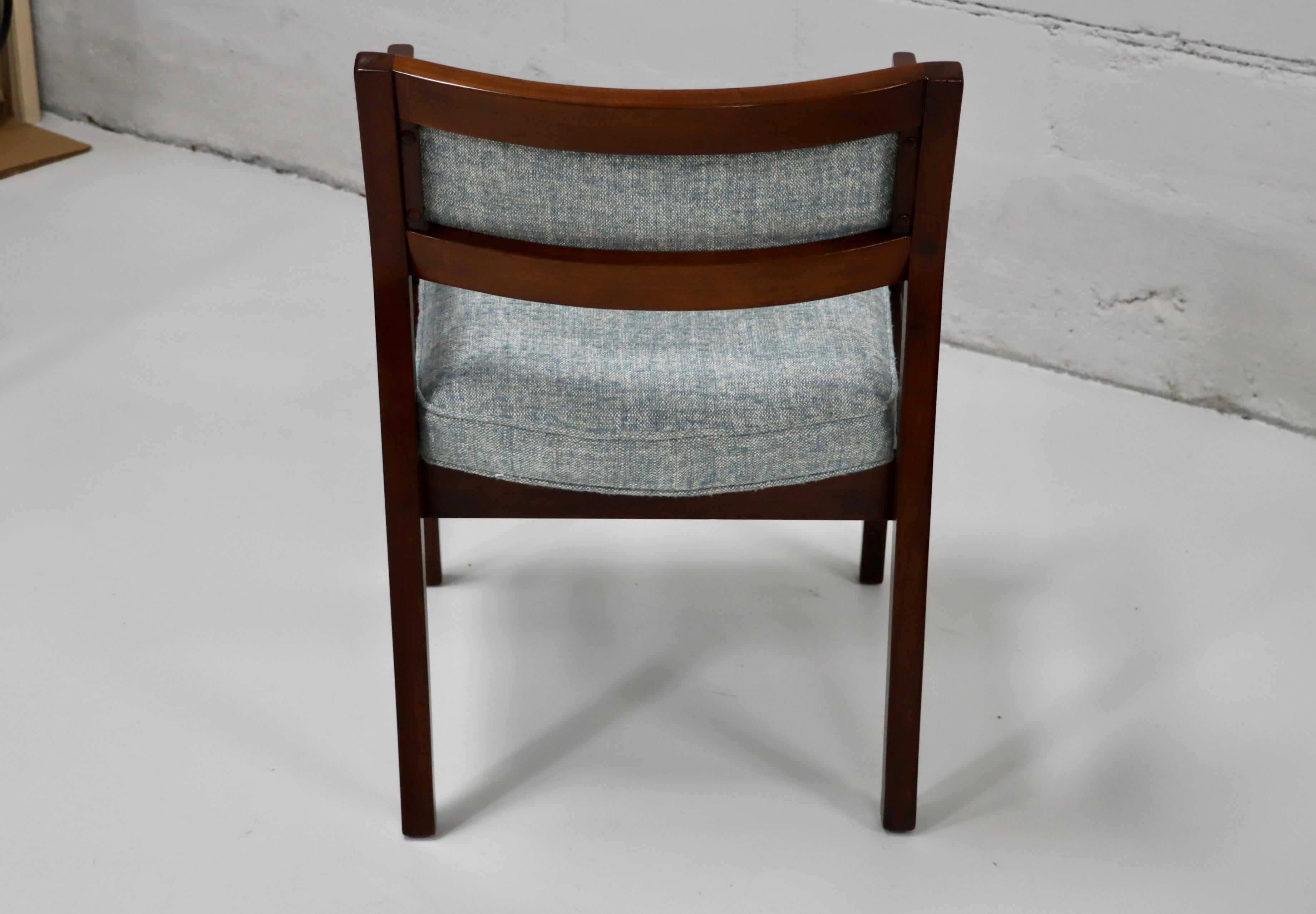1960's Jens Risom Style Walnut Armchairs For Sale 4