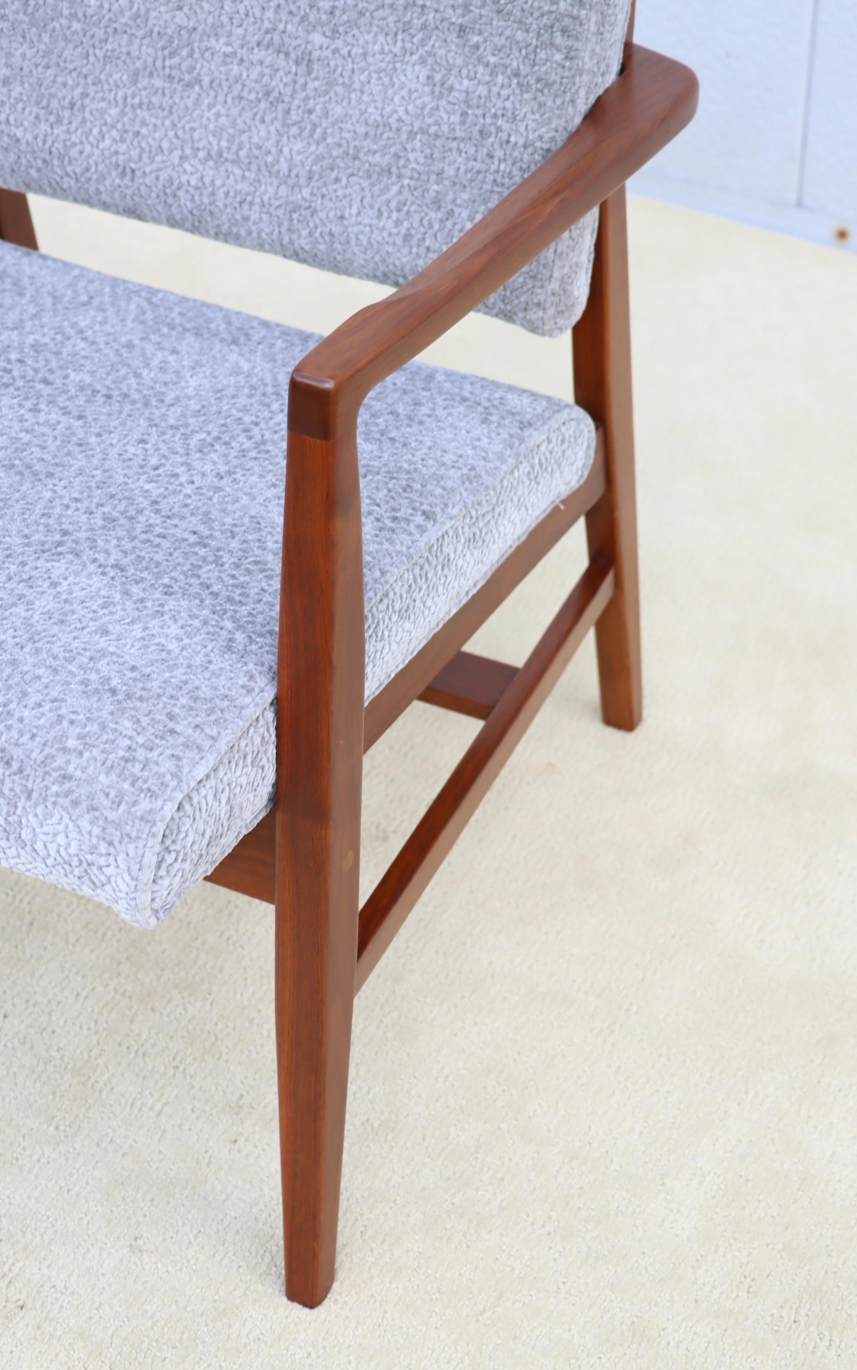 Bouclé 1960's Jens Risom Walnut Desk chair For Sale
