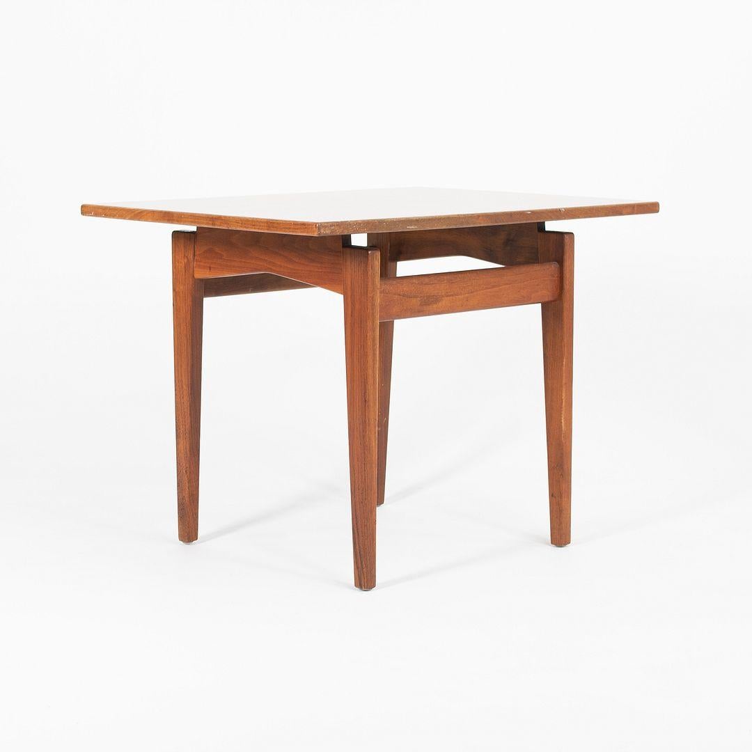 1960s Jens Risom Walnut Side Table with Faux Walnut Laminate Top For Sale 3