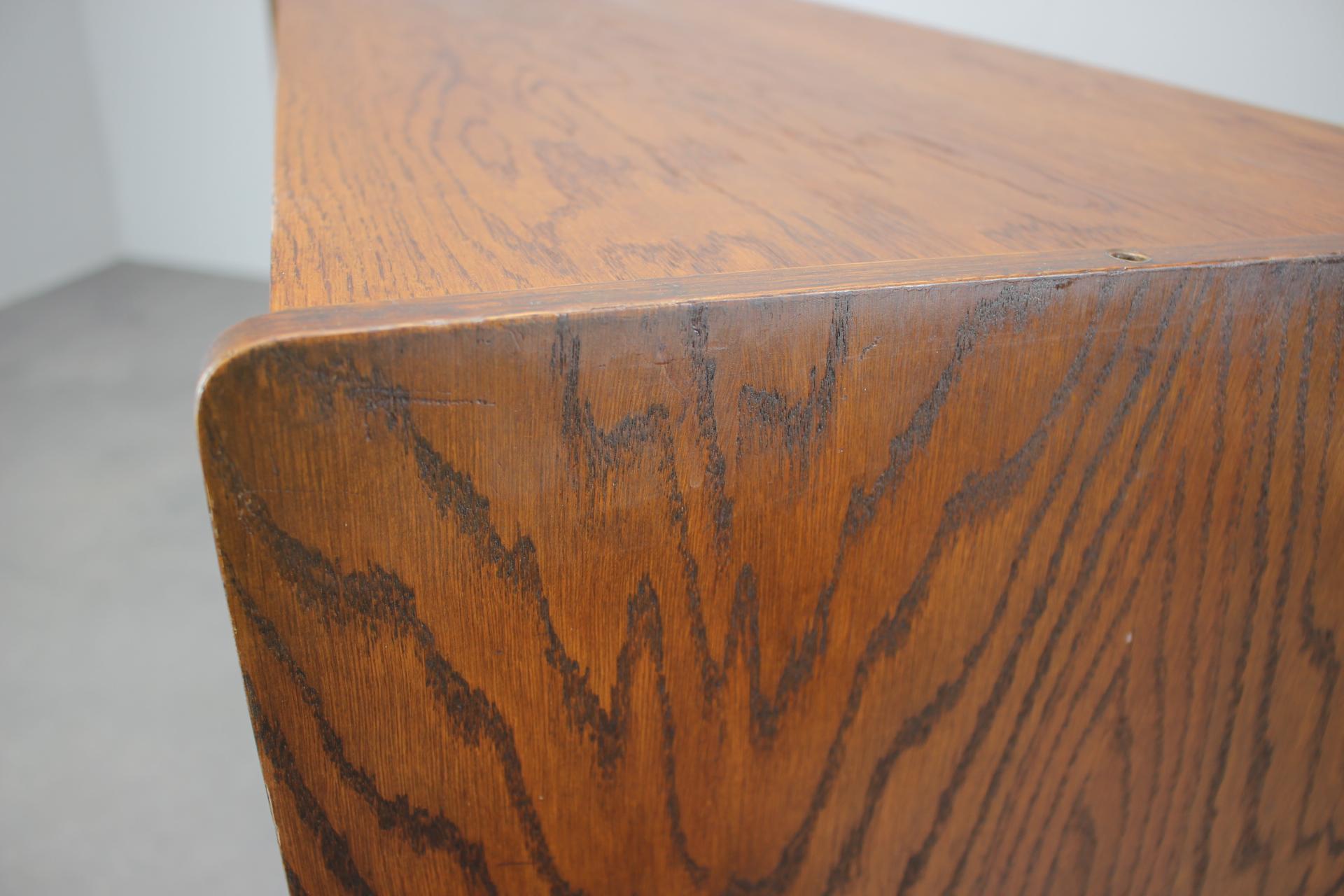 Cassettiera in Oak Oak di Jiri Jiroutek del 1960, Cecoslovacchia in vendita 5