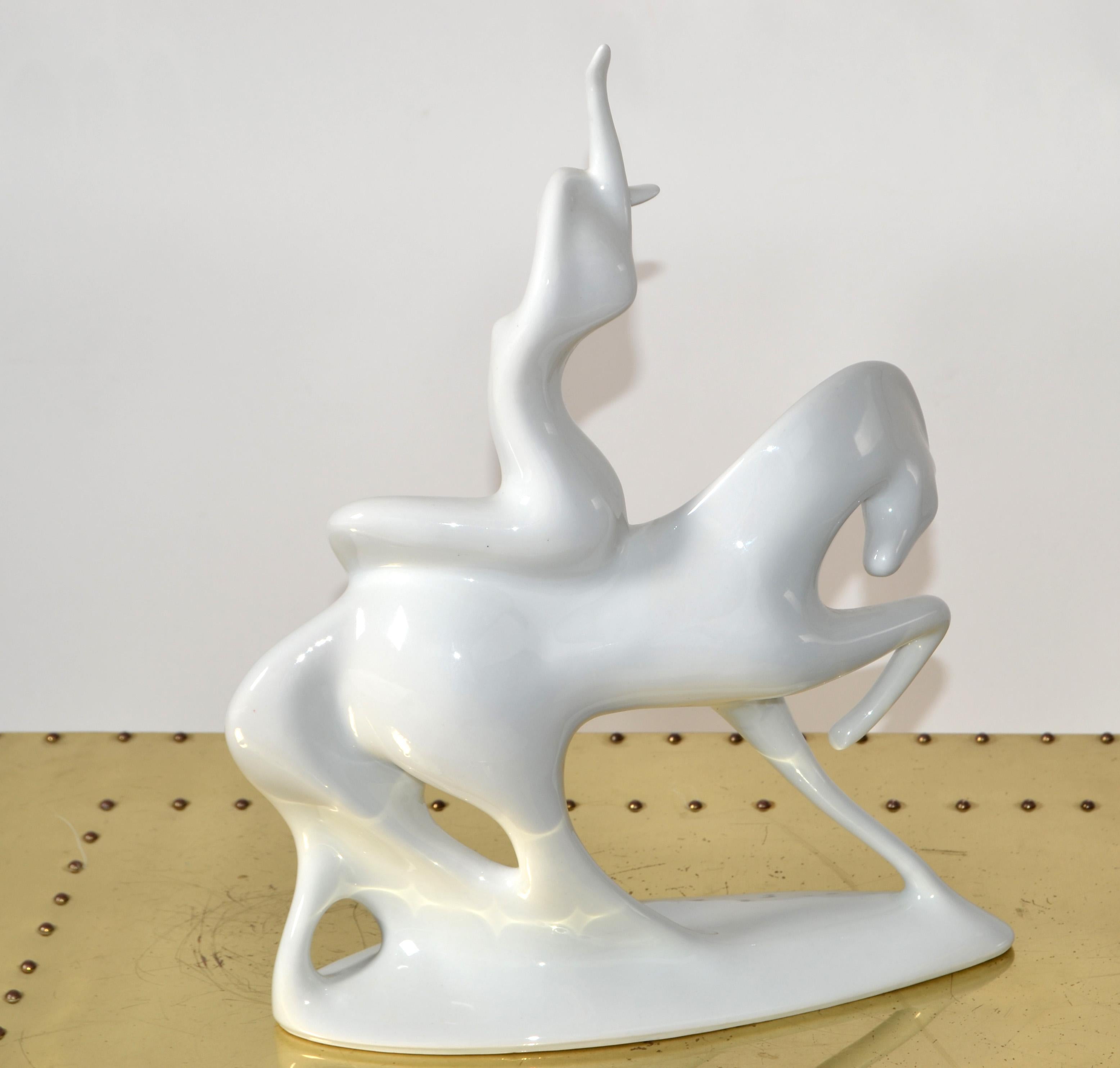 Hand-Crafted 1960s Jitro Porcelain Statue by Jaroslav Ježek for Royal Dux Bohemia Sculpture  For Sale