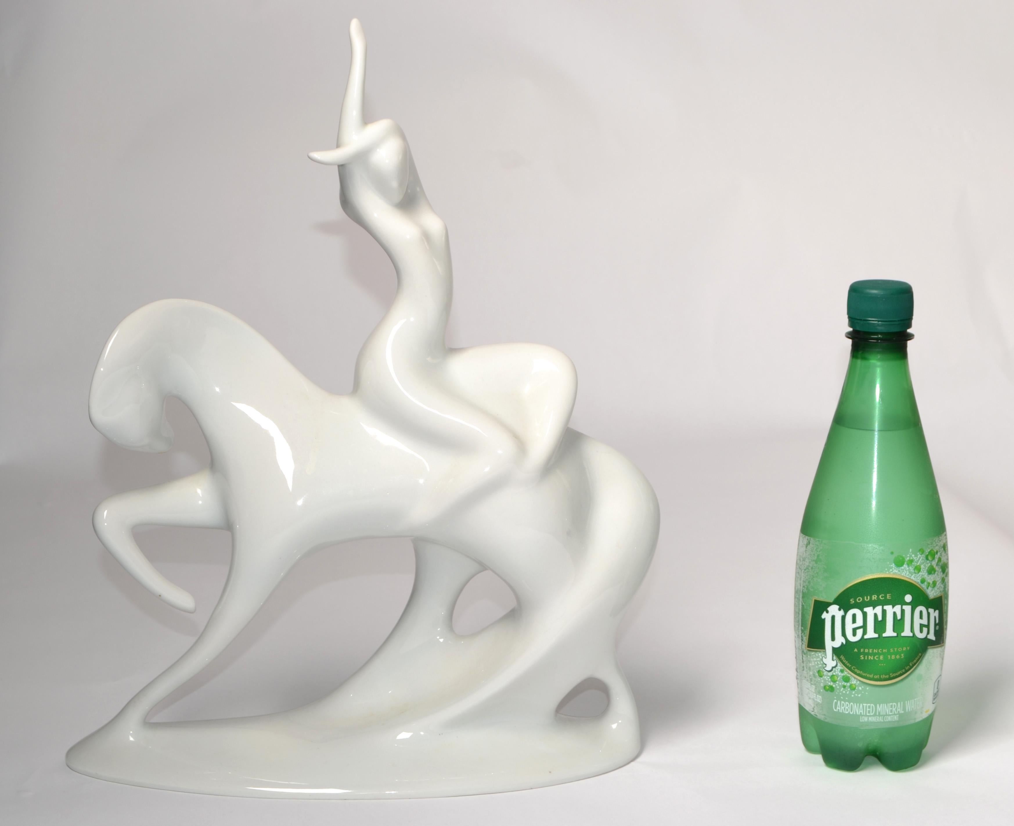 Hand-Crafted 1960s Jitro Porcelain Statue by Jaroslav Ježek for Royal Dux Bohemia Sculpture For Sale