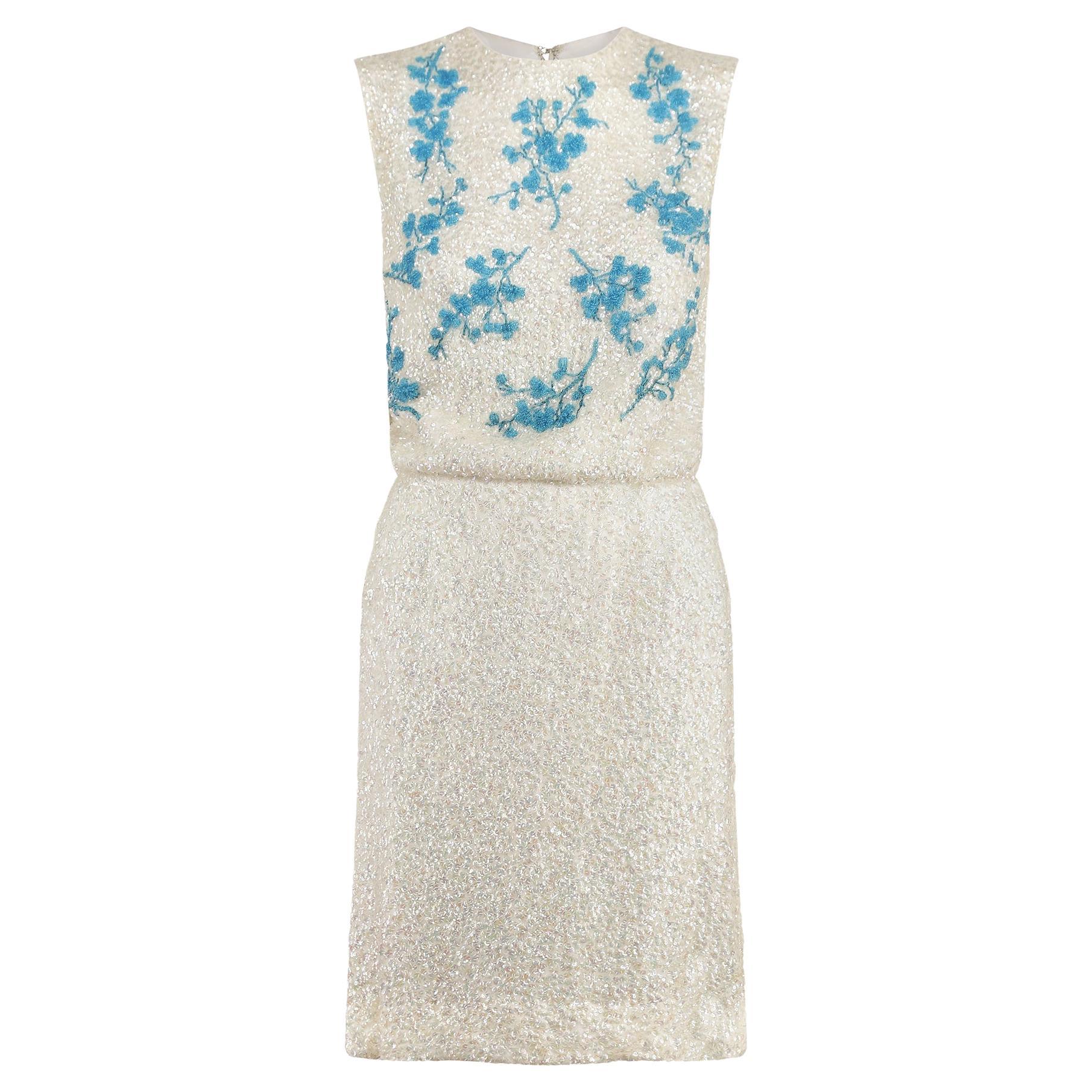 1960er Jo Ro Imports Blaues und cremefarbenes Pailletten-Shift-Kleid