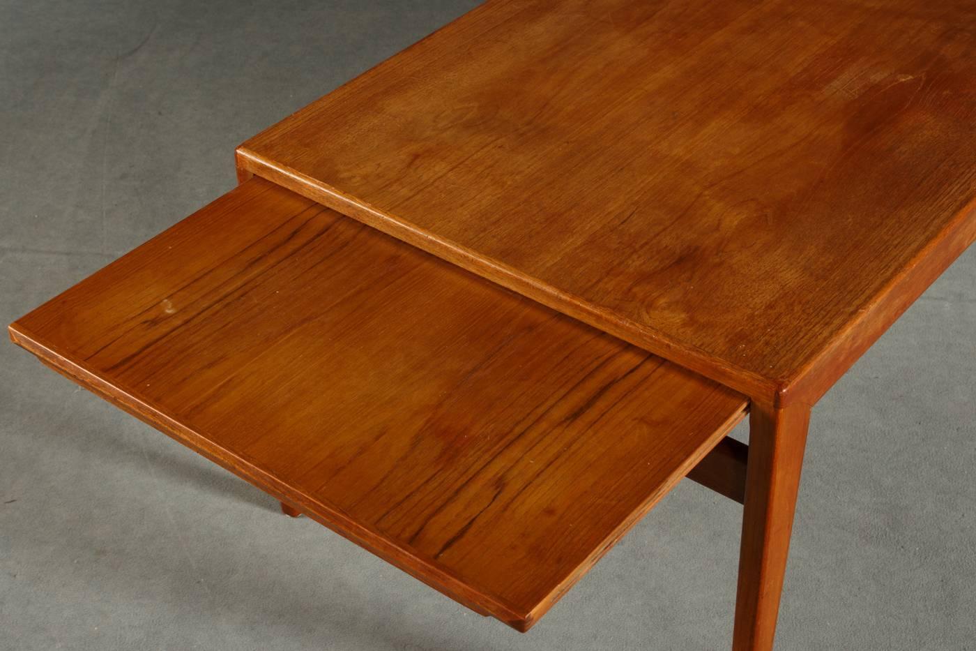 Scandinavian Modern 1960s Fully Restored  and Refinished Danish Johannes Andersen Teak Coffee Table For Sale