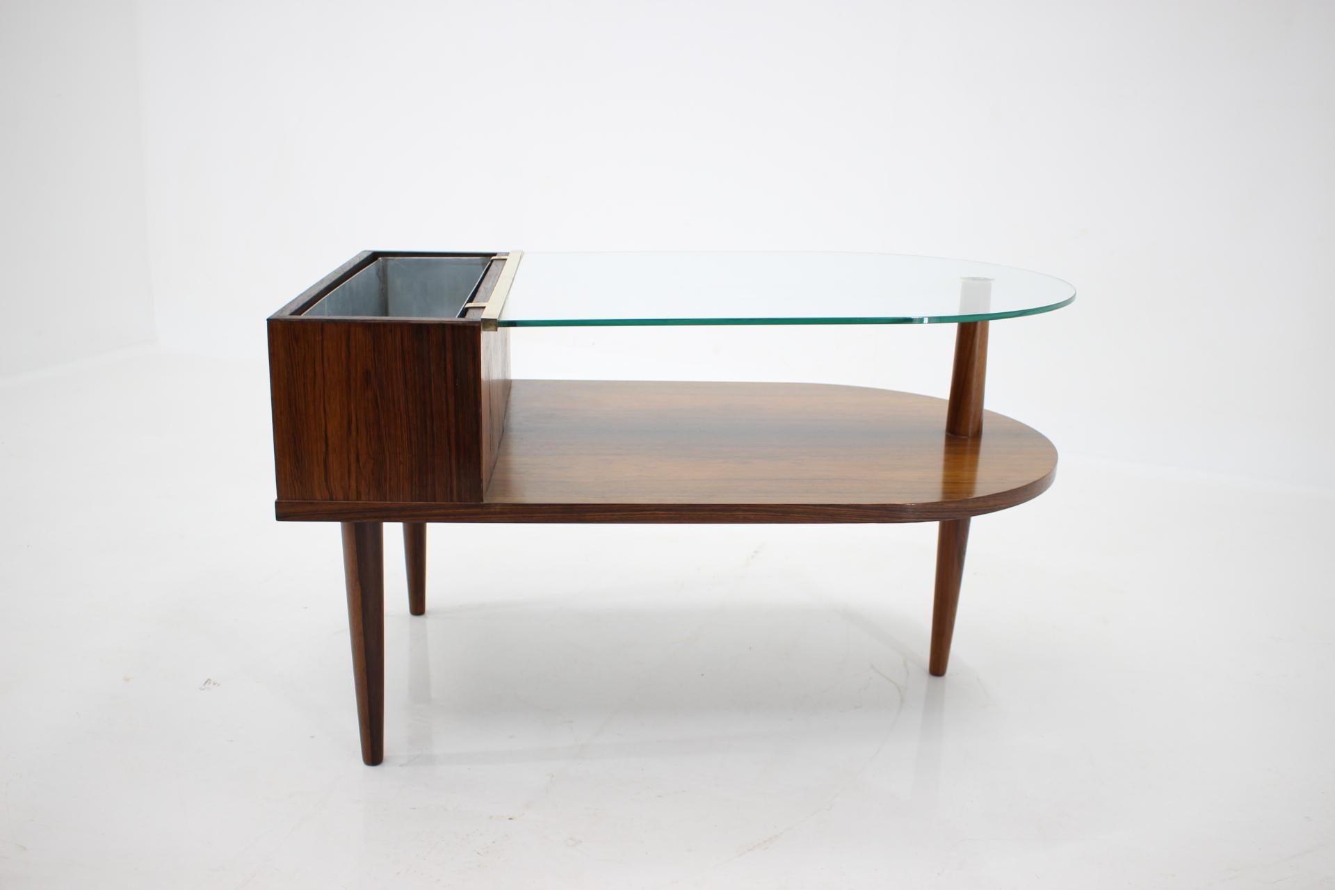 1960s Johannes Andersen Planter Coffee Table for Silkeborg, Denmark In Good Condition In Praha, CZ