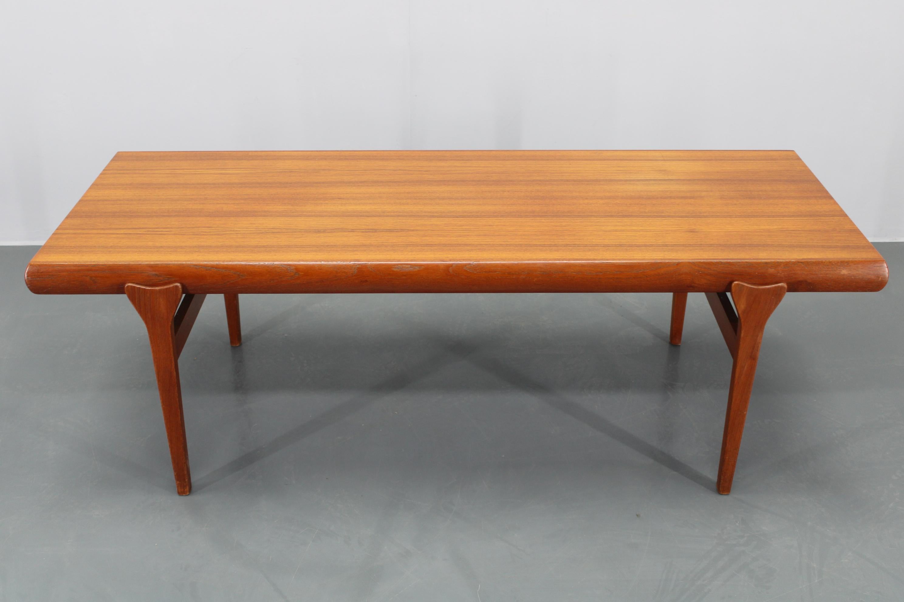 - Item was carefully refurbished 
- when extended 200cm 