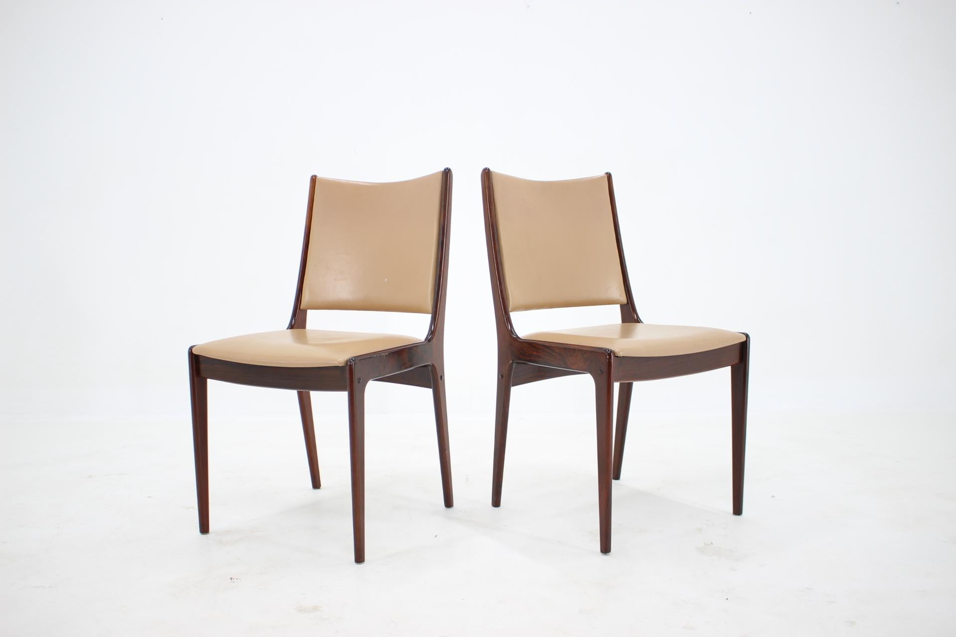Mid-20th Century 1960s Johannes Andersen Teak Dining Chairs in Leatherette, Set of 4