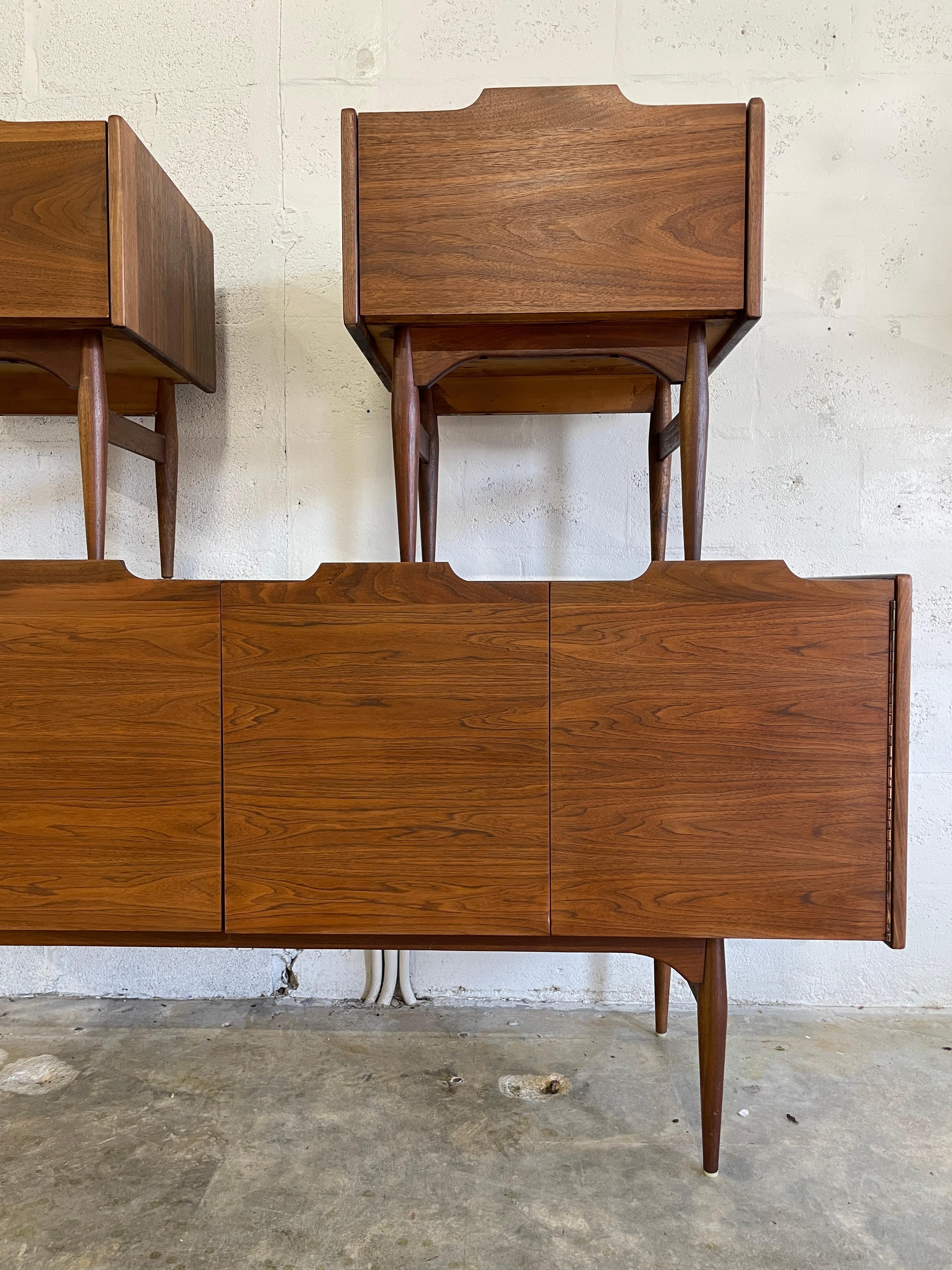 1960s John Caldwell for Brown Saltman Mid Century Dresser Bedroom Set of 3 For Sale 3