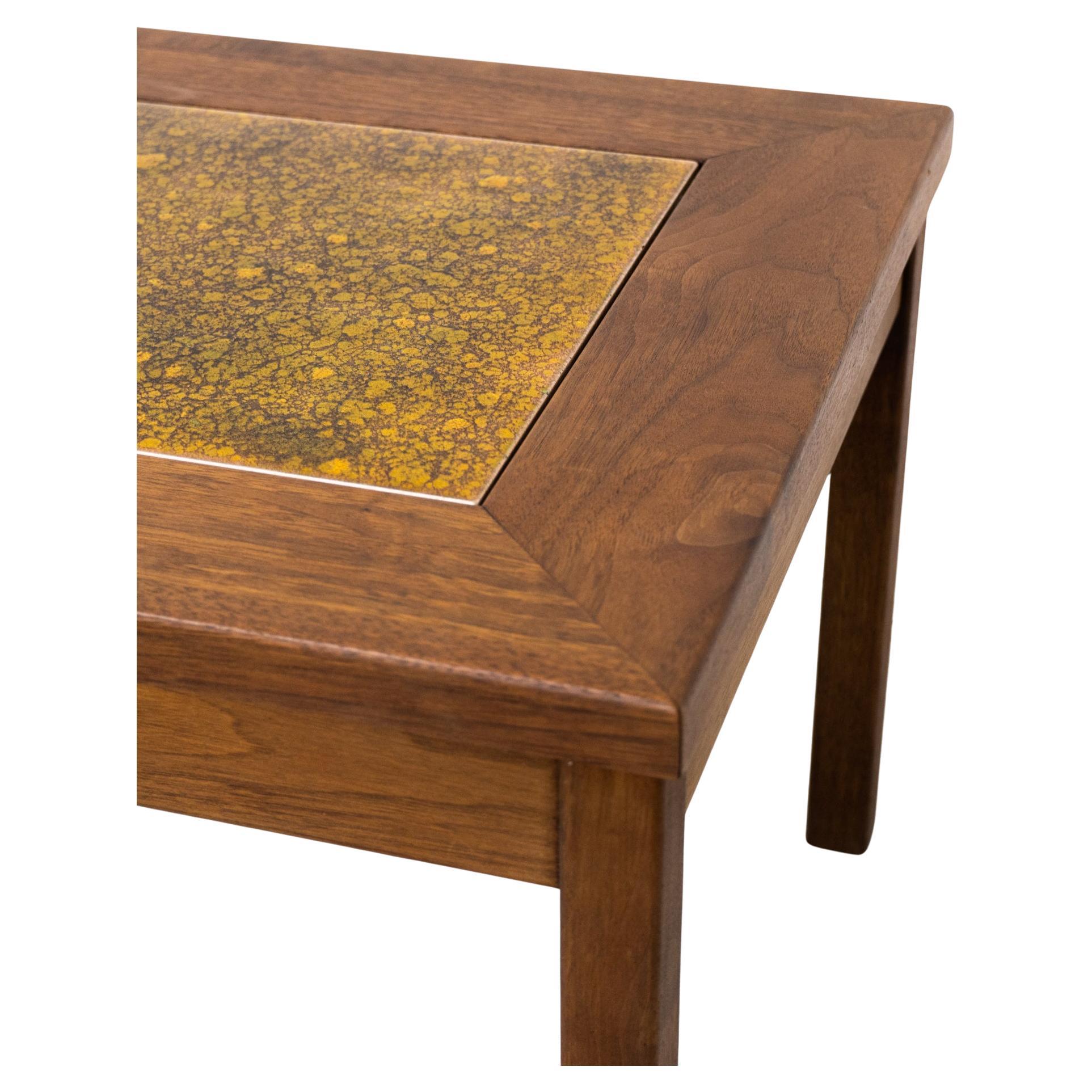 Beistelltisch mit konstellierenden Kacheln, John Keal für Brown Saltman, Gold, 1960er Jahre