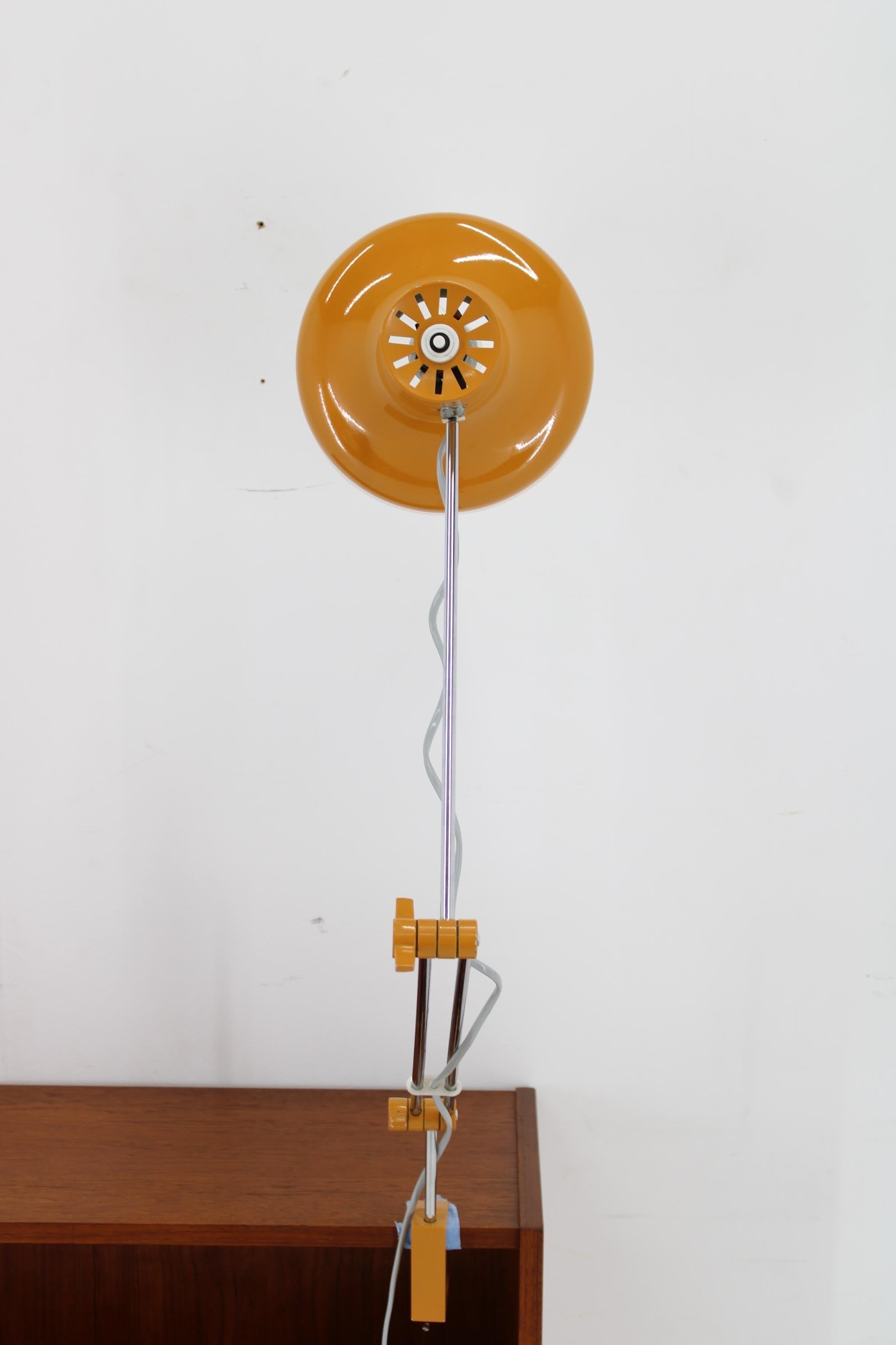 Lampada da tavolo Josef Hurka del 1960, Cecoslovacchia In condizioni buone in vendita a Praha, CZ