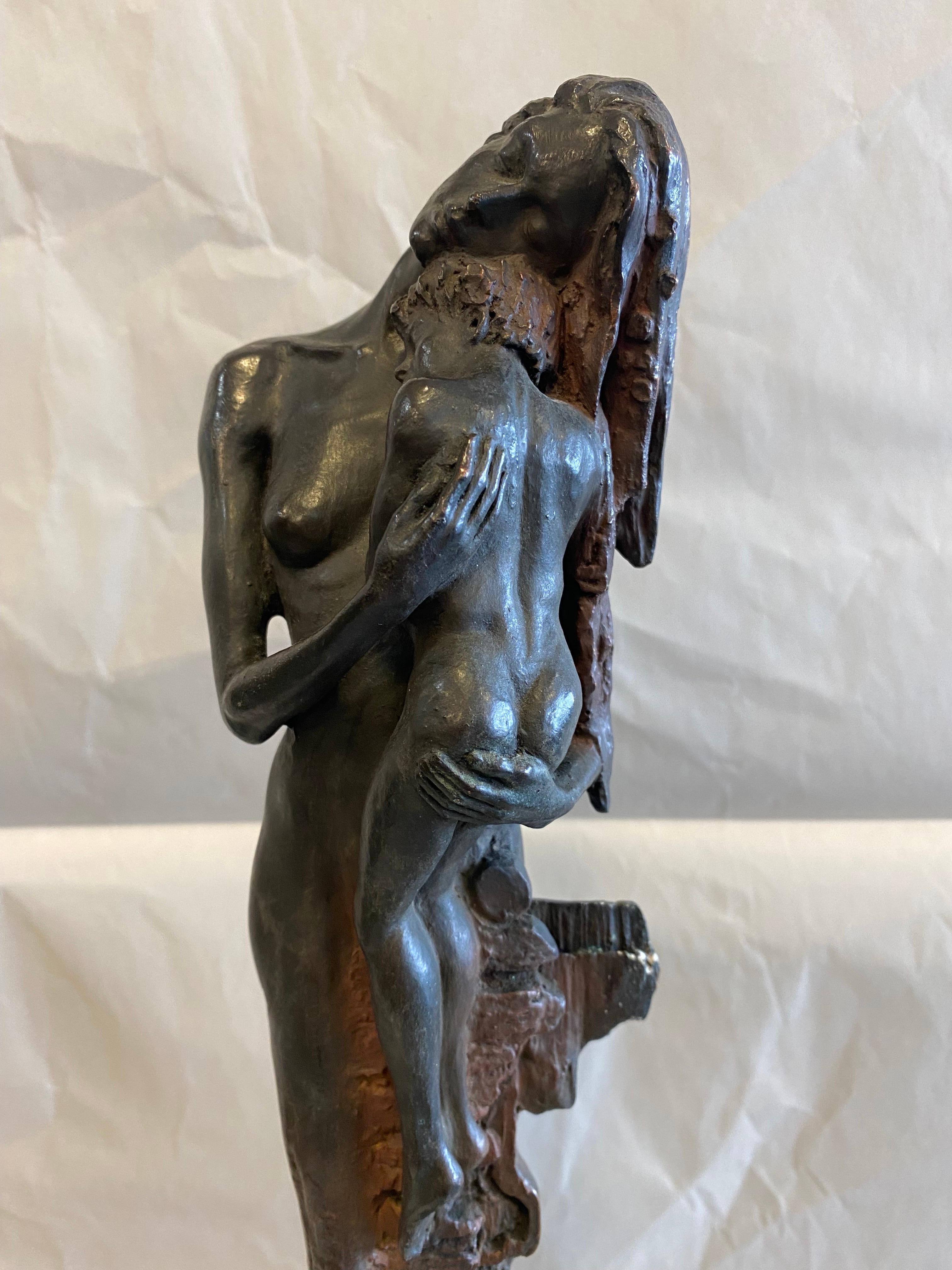 For sale we have a beautiful and intimate statue or sculpture 