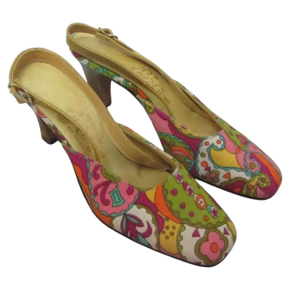 1960s Joseph Larose Mustard Yellow Paisley Slingback Pumps Size 6