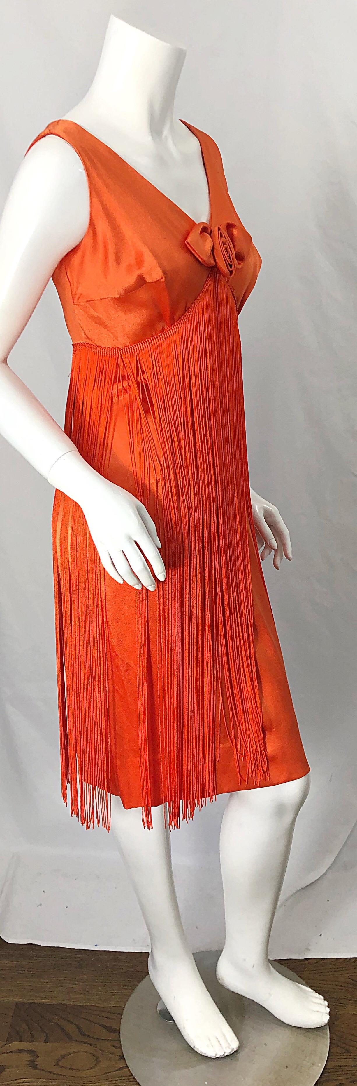 Joseph Magnin - Robe de soirée vintage orange fluo entièrement à franges, années 1960 en vente 1