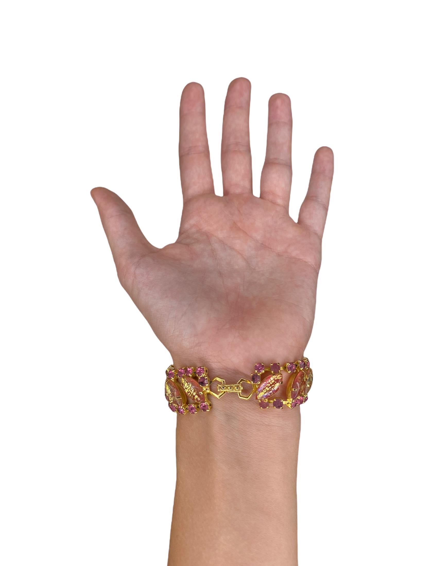 Nieten-Armband von JULIANA, pinker und goldener Edelstein, Bubble Gum (Braun) im Angebot