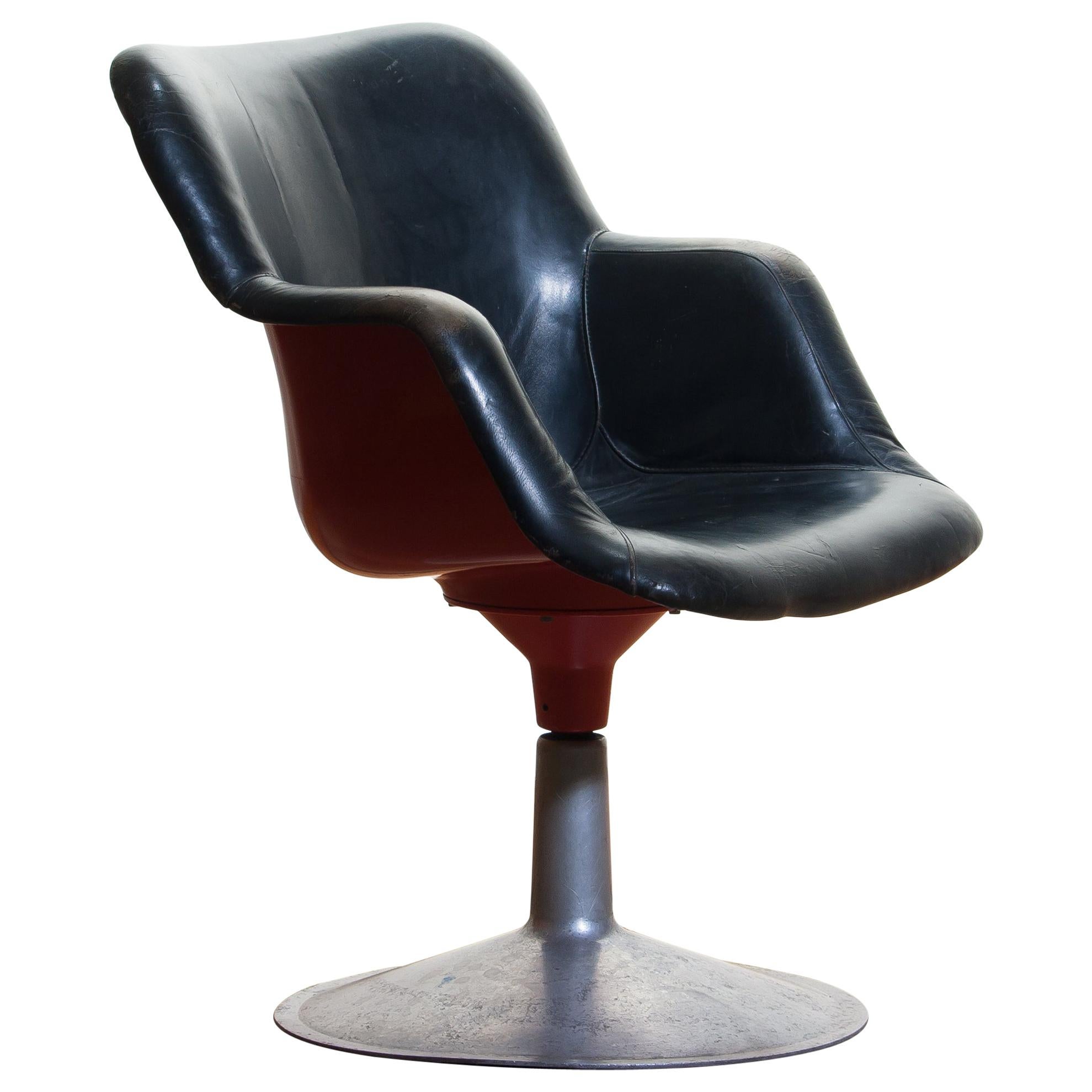 1960s "Junior" Swivel Chair in Metal or Black Leather or Red by Yrjö Kukkapuro